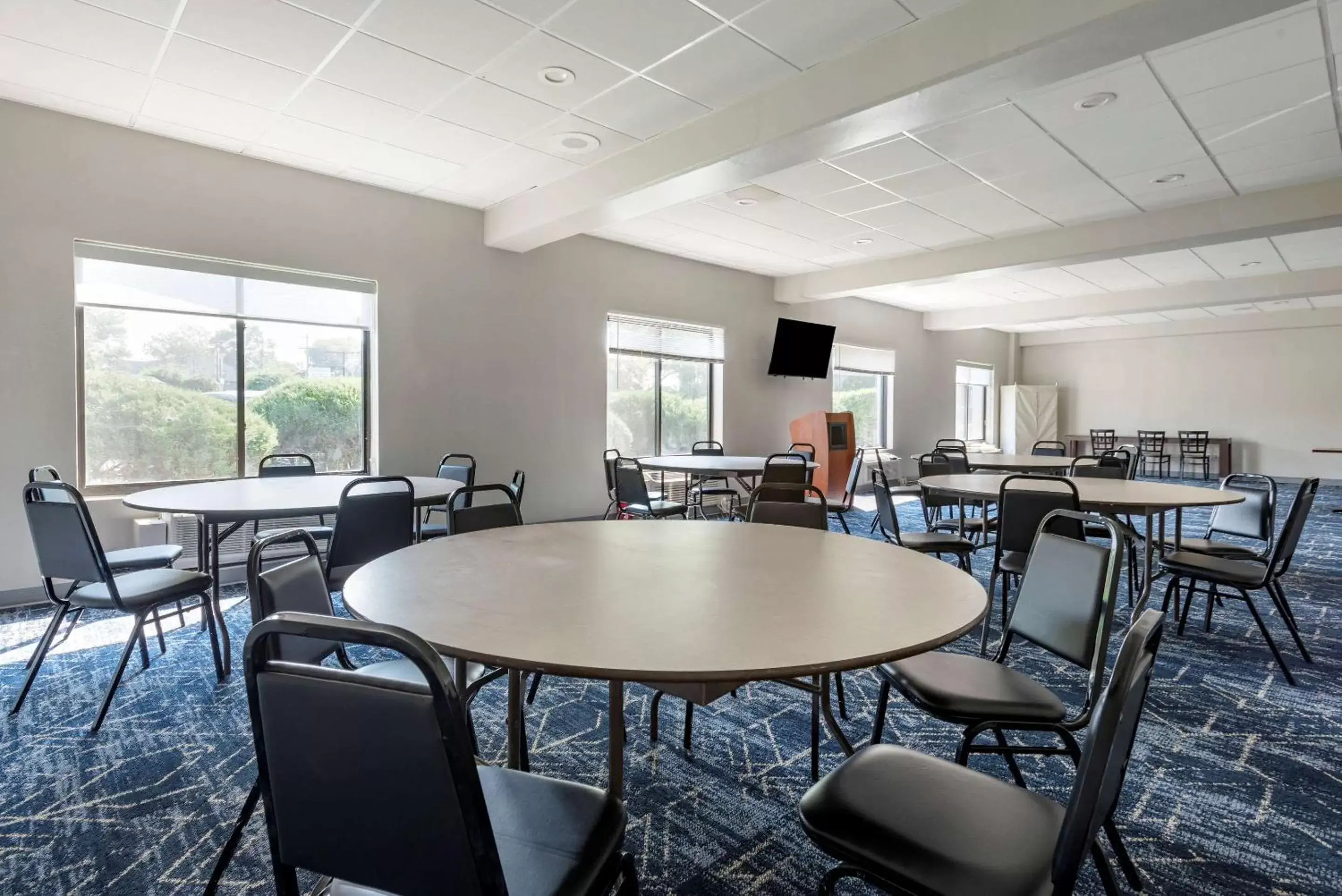 Meeting/conference room in Comfort Inn Philadelphia International Airport West