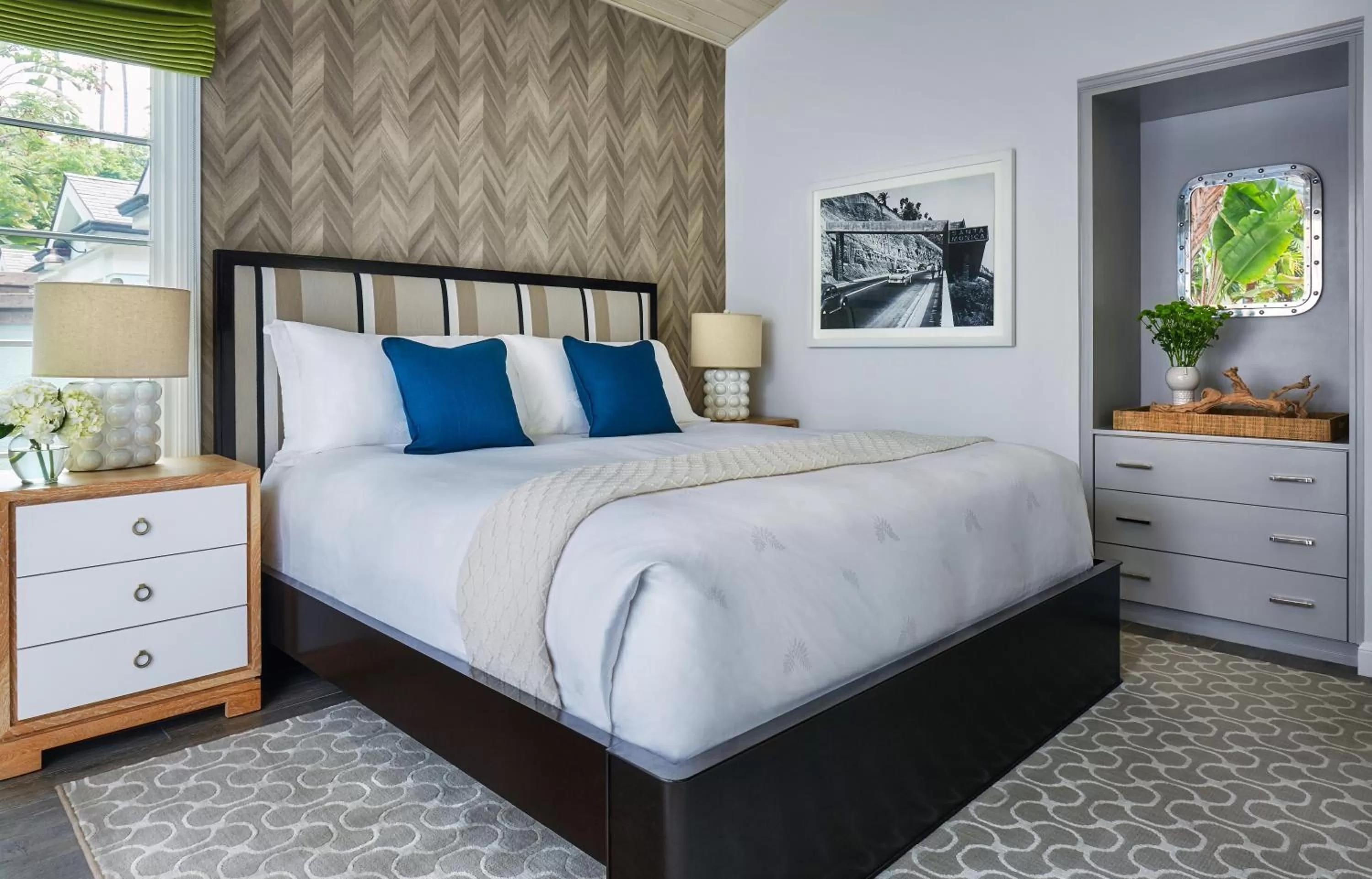 Bed in Fairmont Miramar Hotel & Bungalows