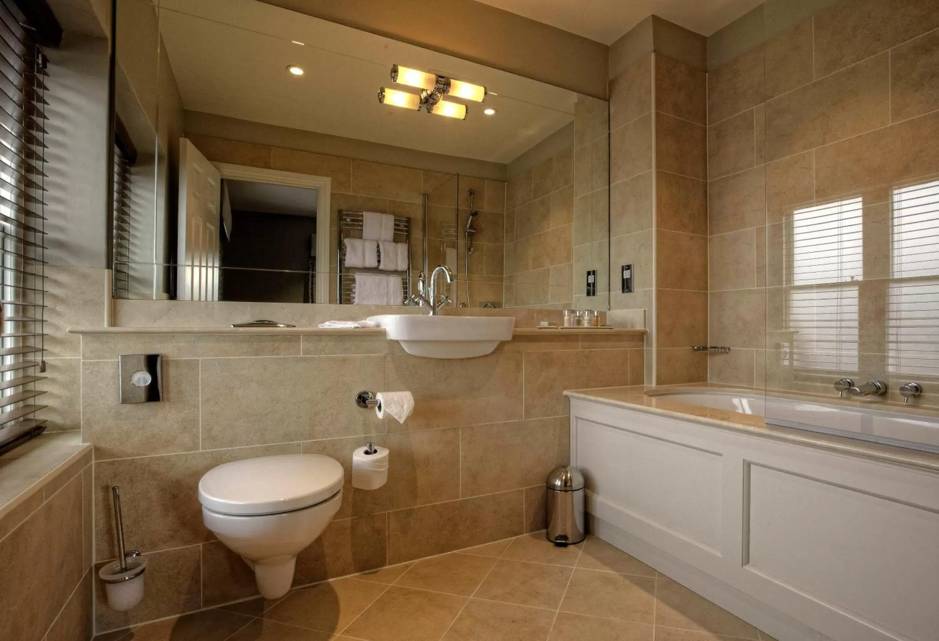 Bathroom in Wivenhoe House Hotel