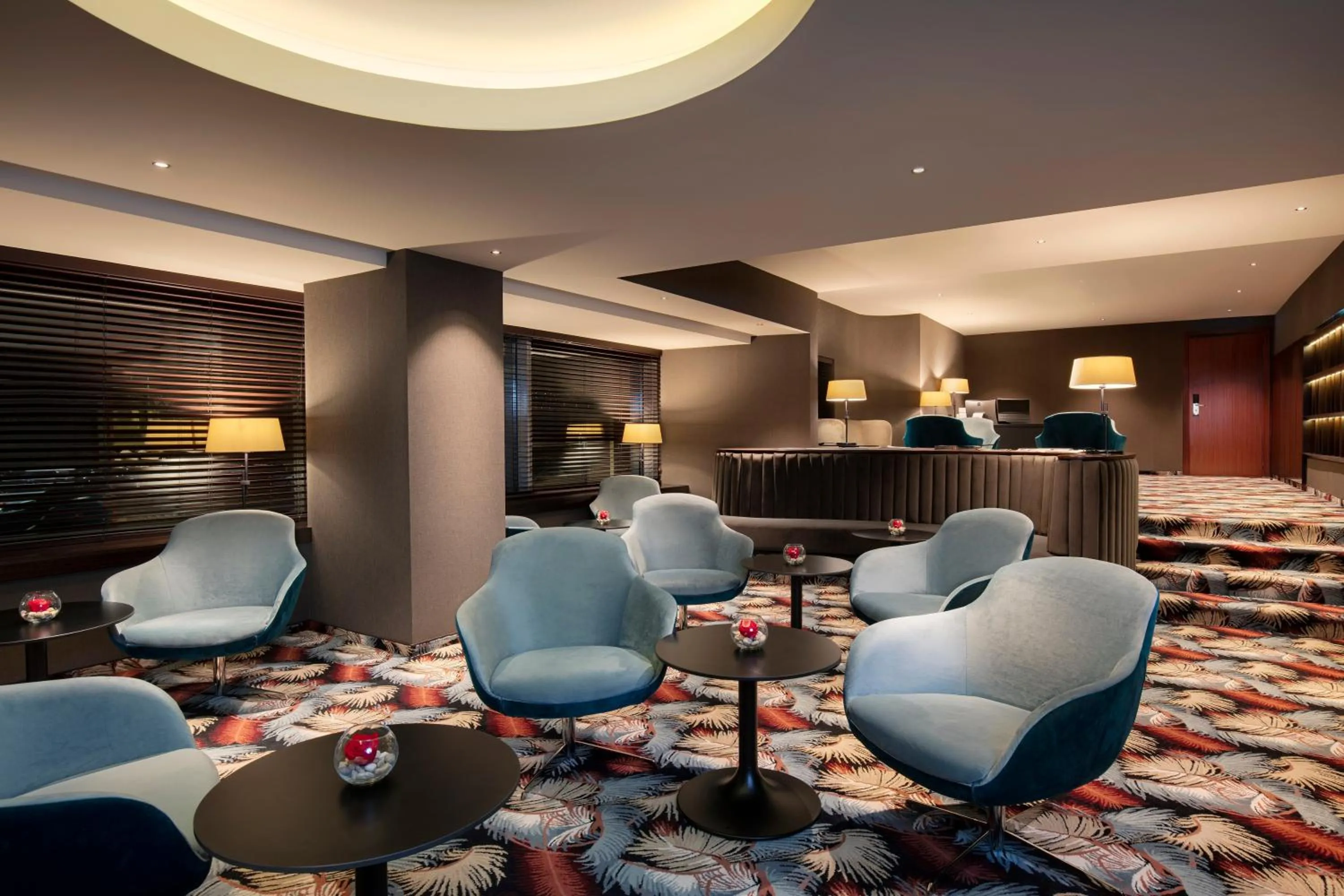 Lounge or bar in Crowne Plaza Bucharest by IHG