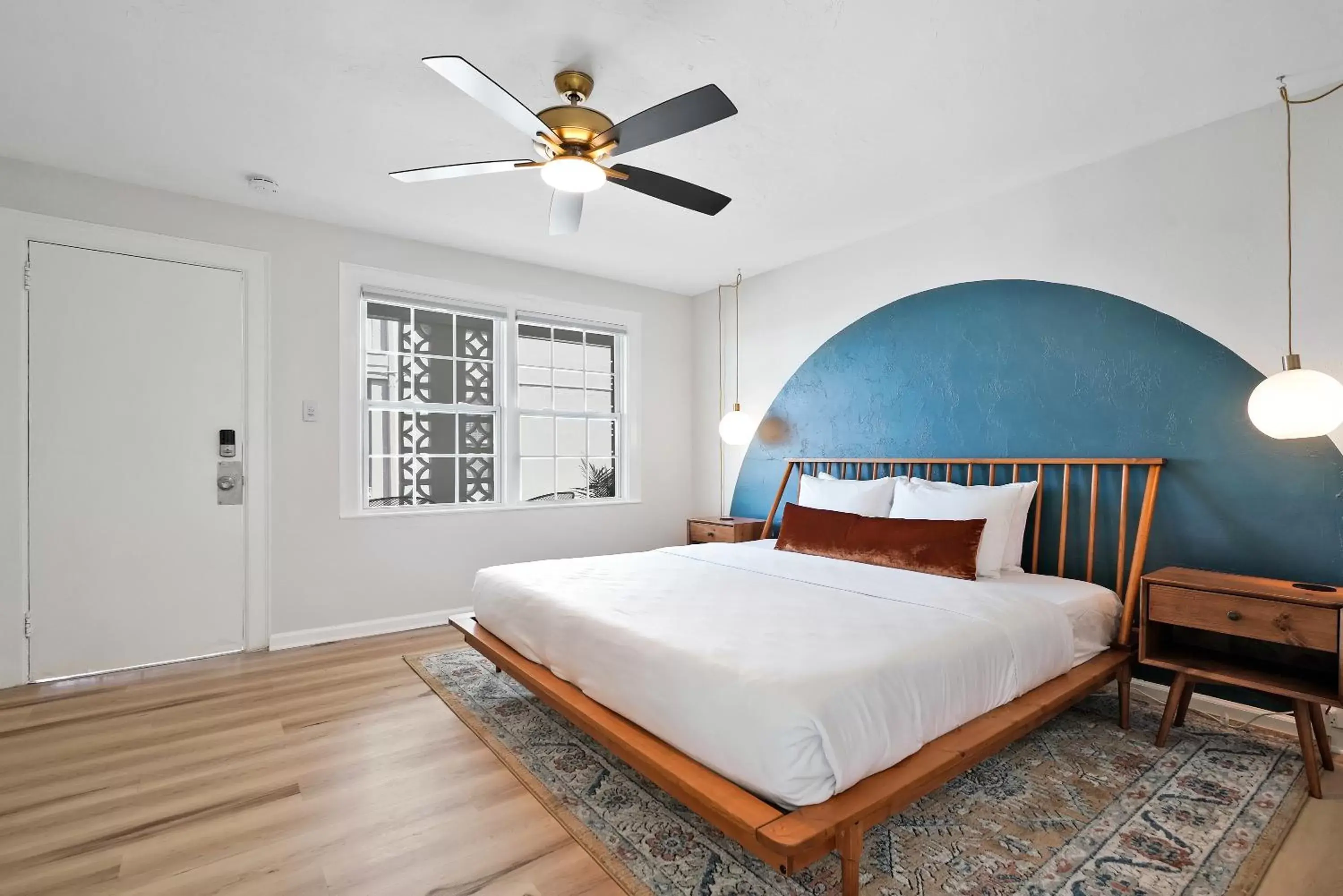 Bed in The Starlite Inn Bed in The Starlite Inn