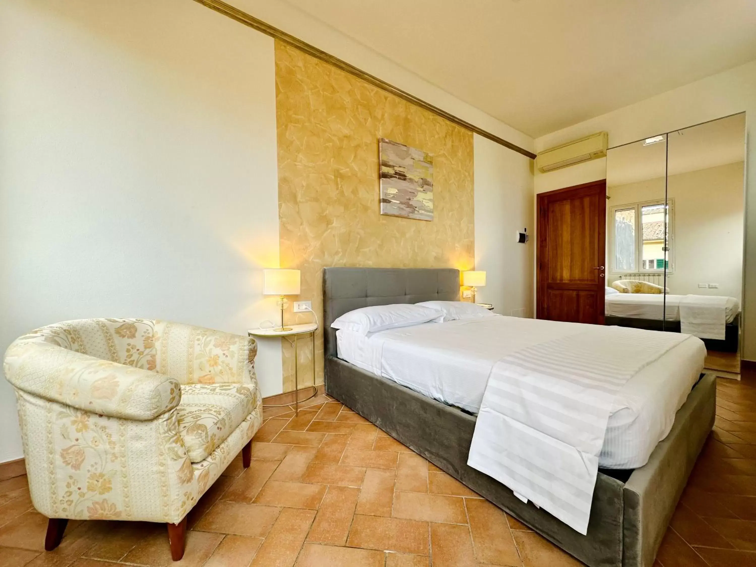 Bedroom, Bed in San Marco View