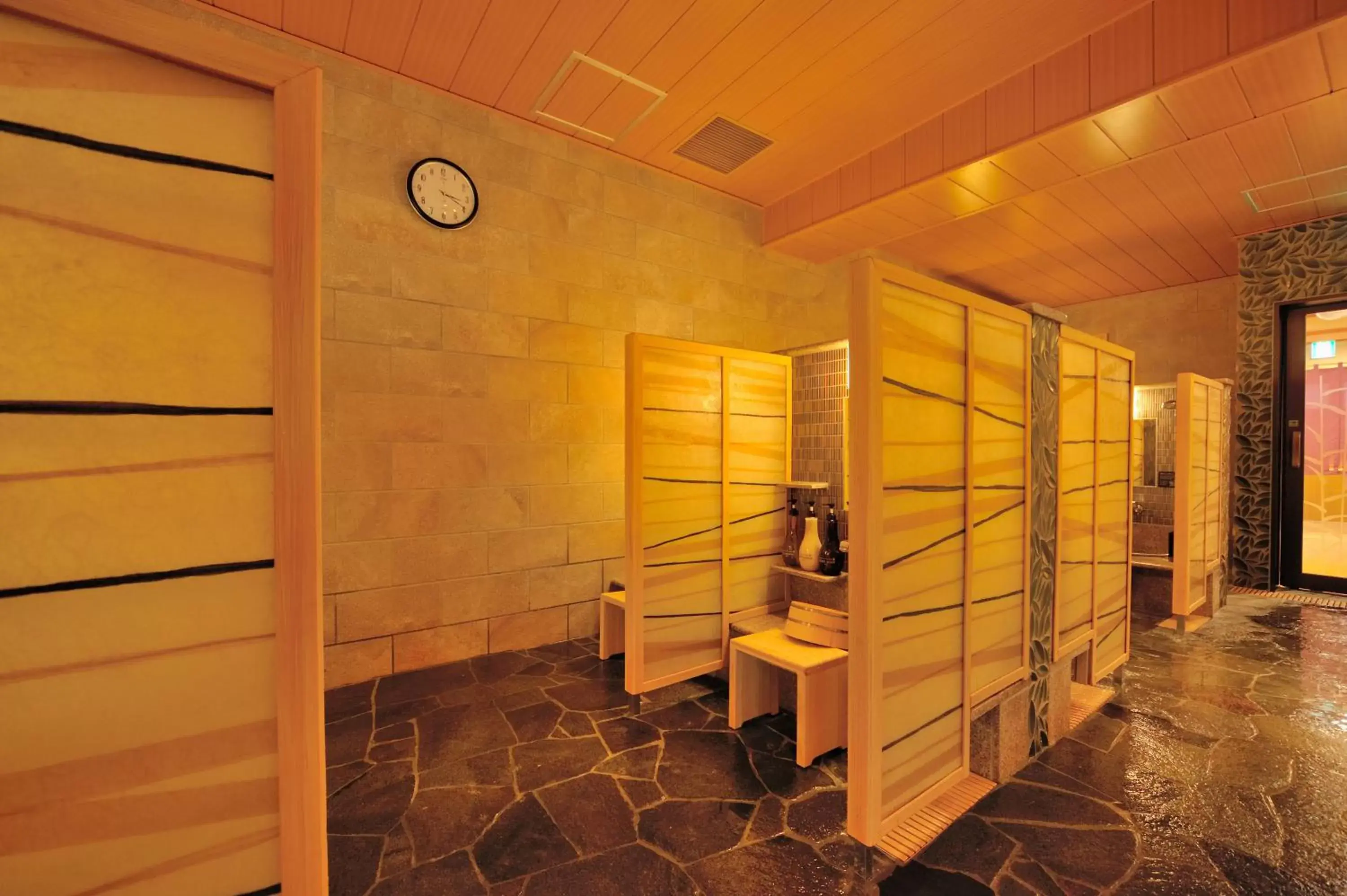 Public Bath, Bunk Bed in Onyado Nono Toyama Natural Hot Spring