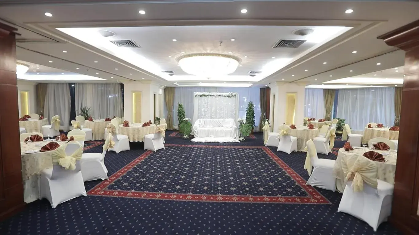 Banquet/Function facilities, Banquet Facilities in Romance Alexandria Hotel