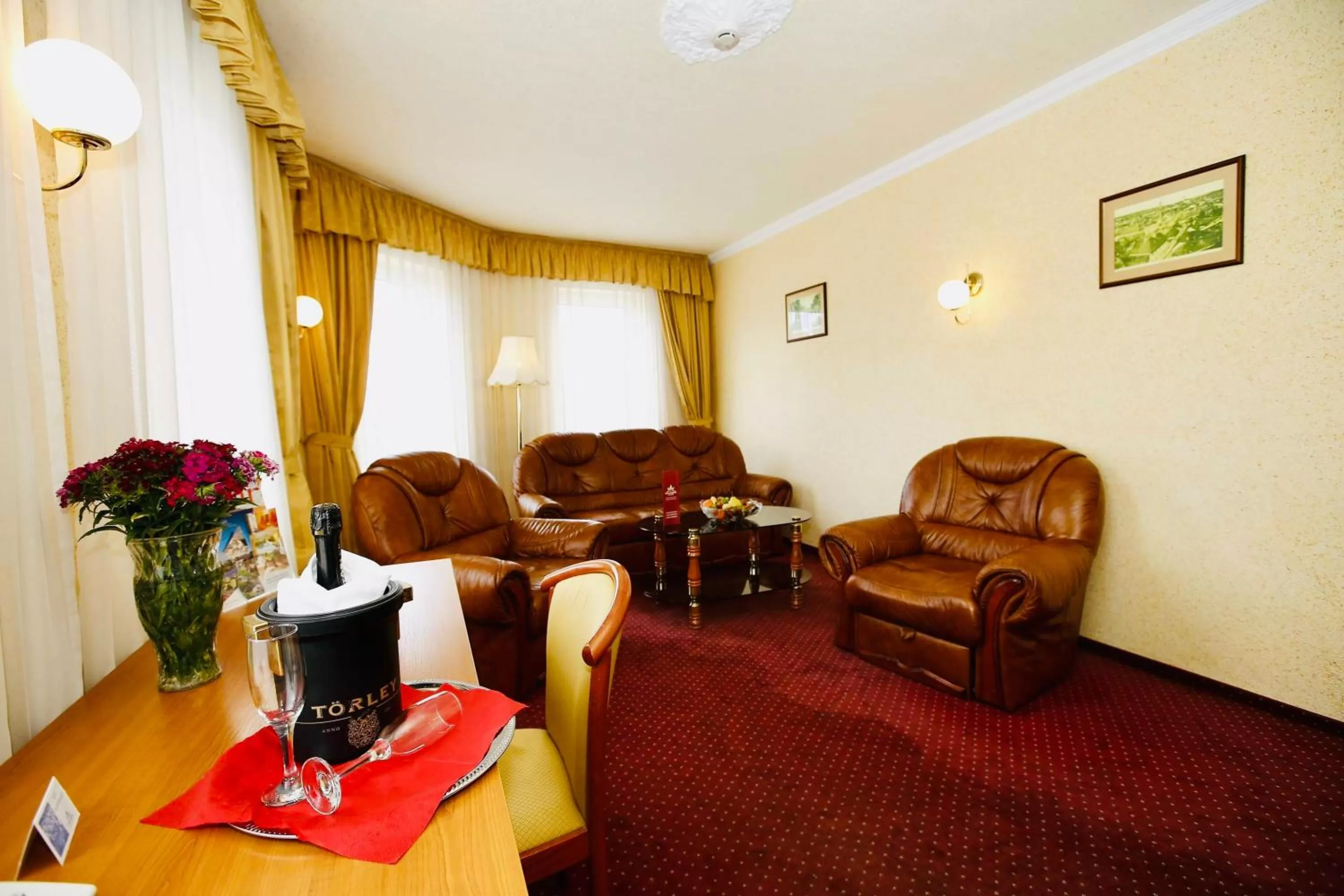 VIP Suite for 2 People - single occupancy in Hotel Korona Wellness, Rendezvény és Borszálloda