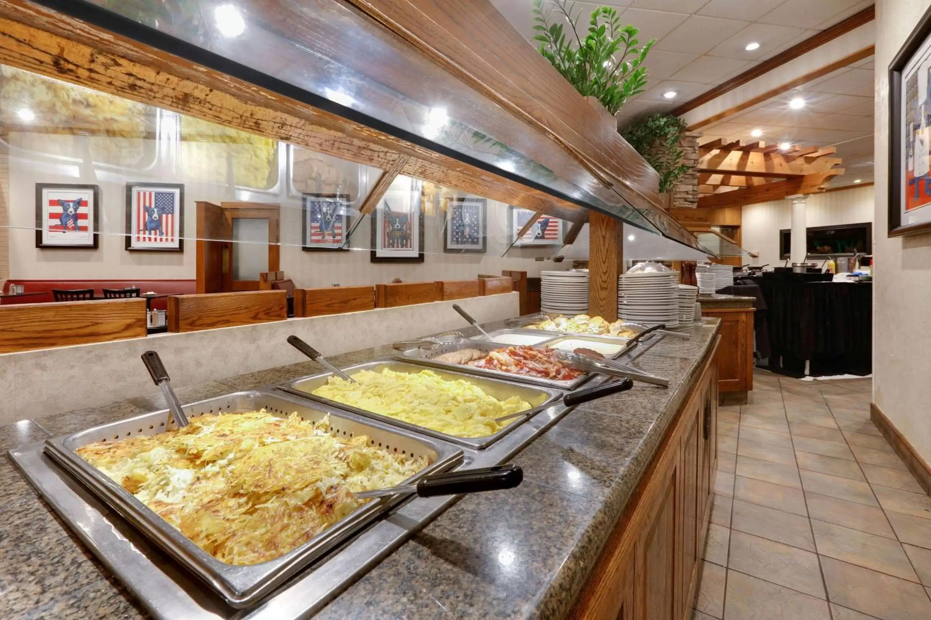 Restaurant/places to eat in Wyndham Riverfront Hotel Restaurant/places to eat in Wyndham Riverfront Hotel