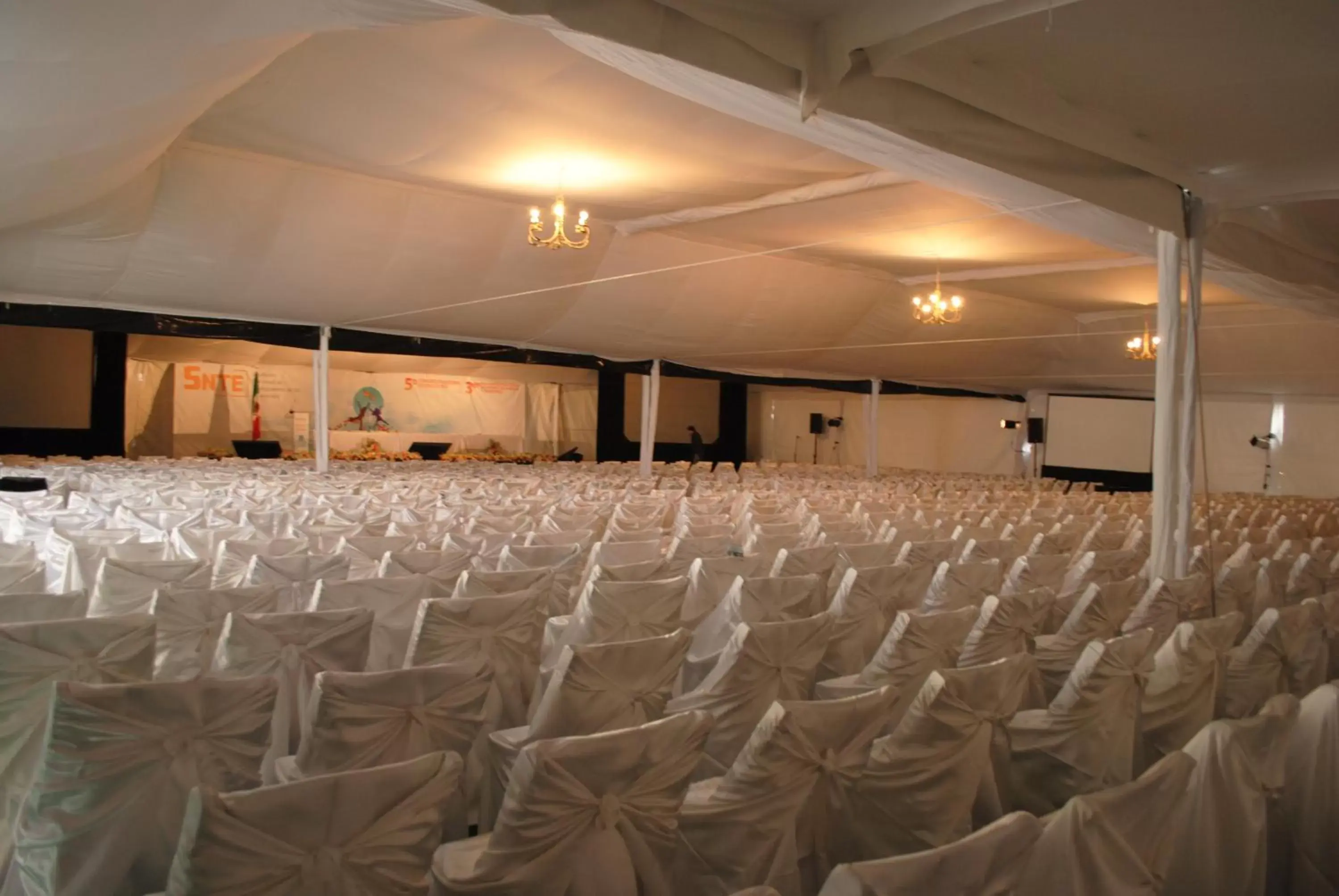 Banquet/Function facilities, Banquet Facilities in Puerto Nuevo Baja Hotel & Villas