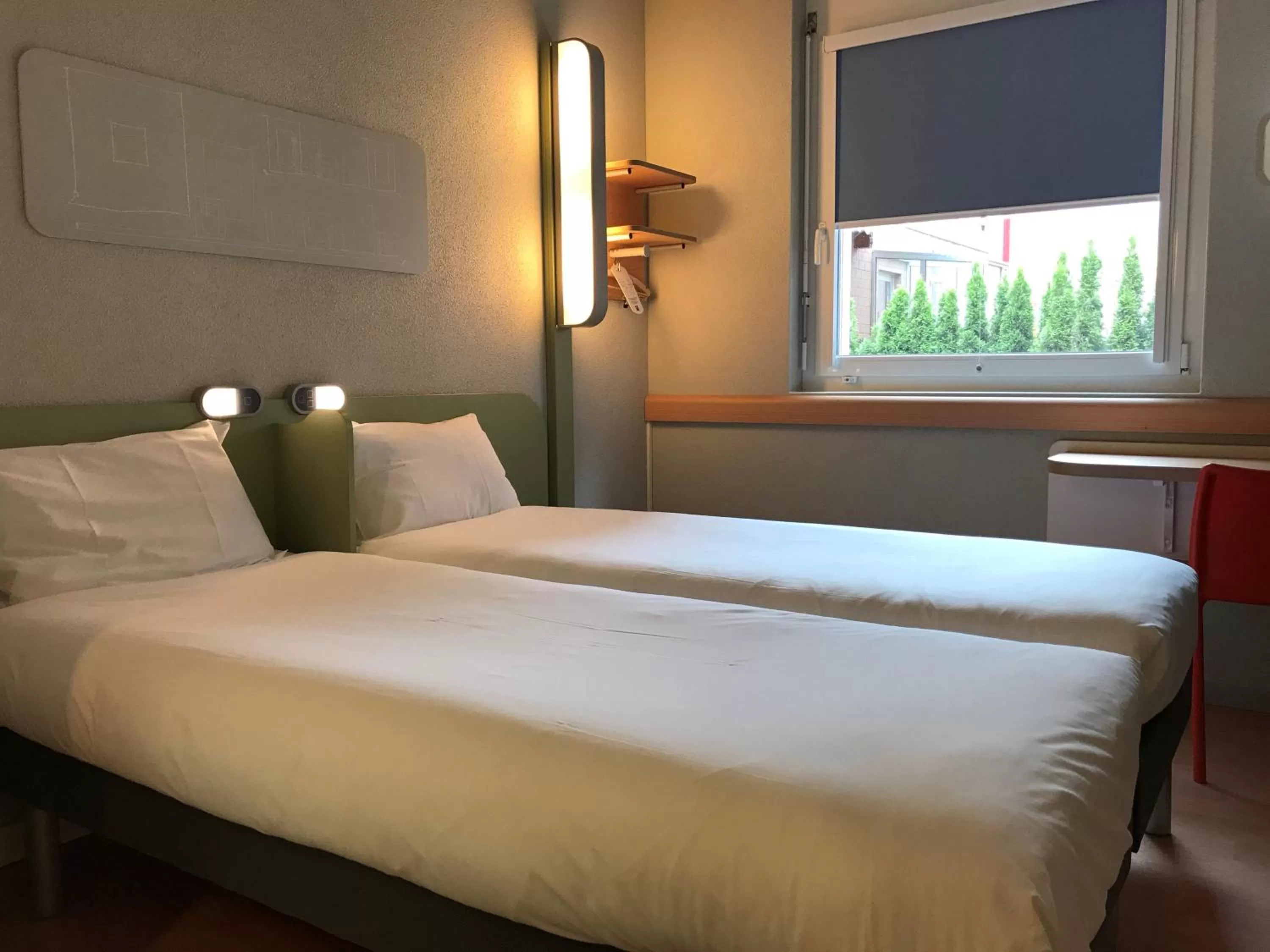 Bed in ibis budget Zurich Airport