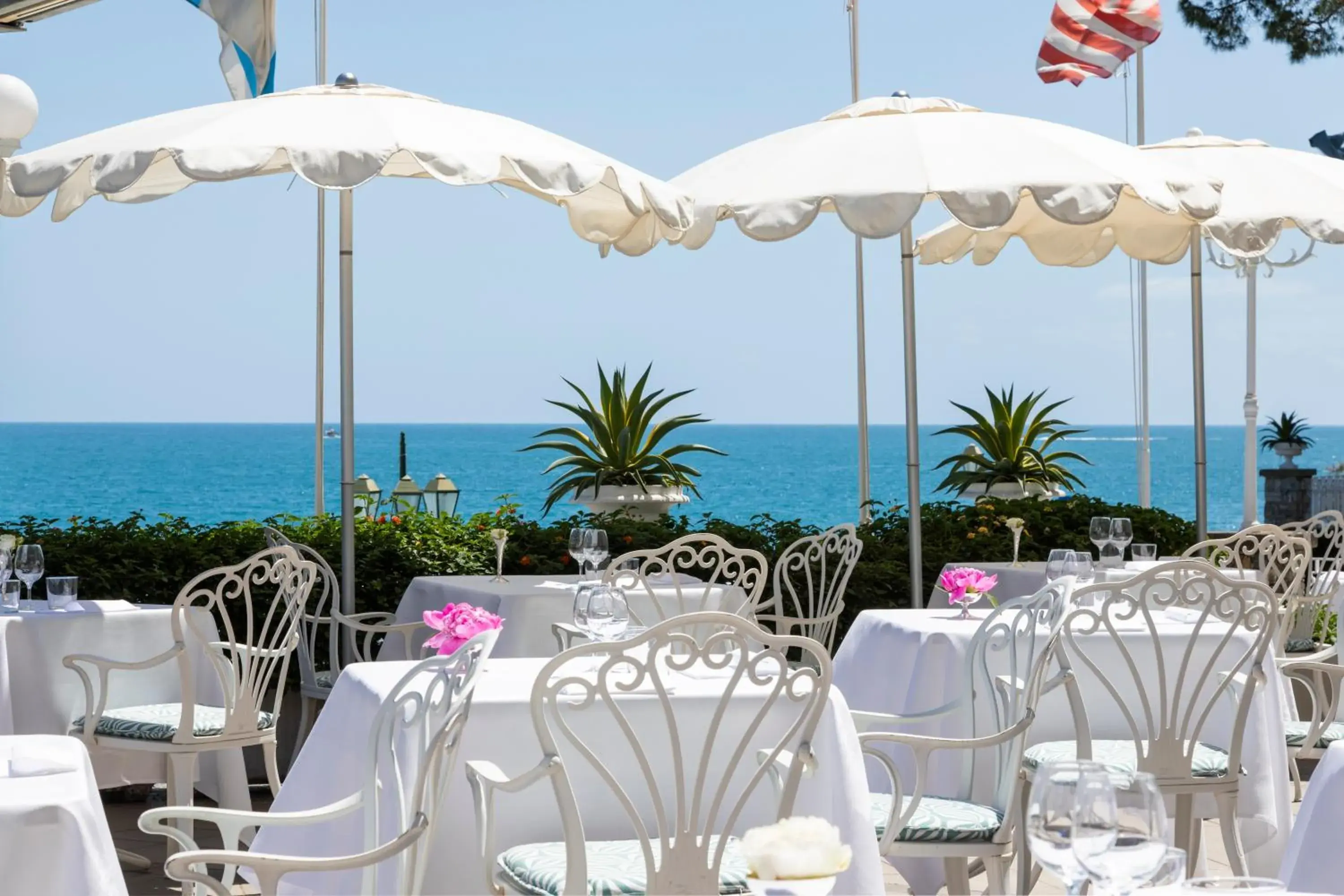 Restaurant/Places to Eat in Grand Hotel Miramare