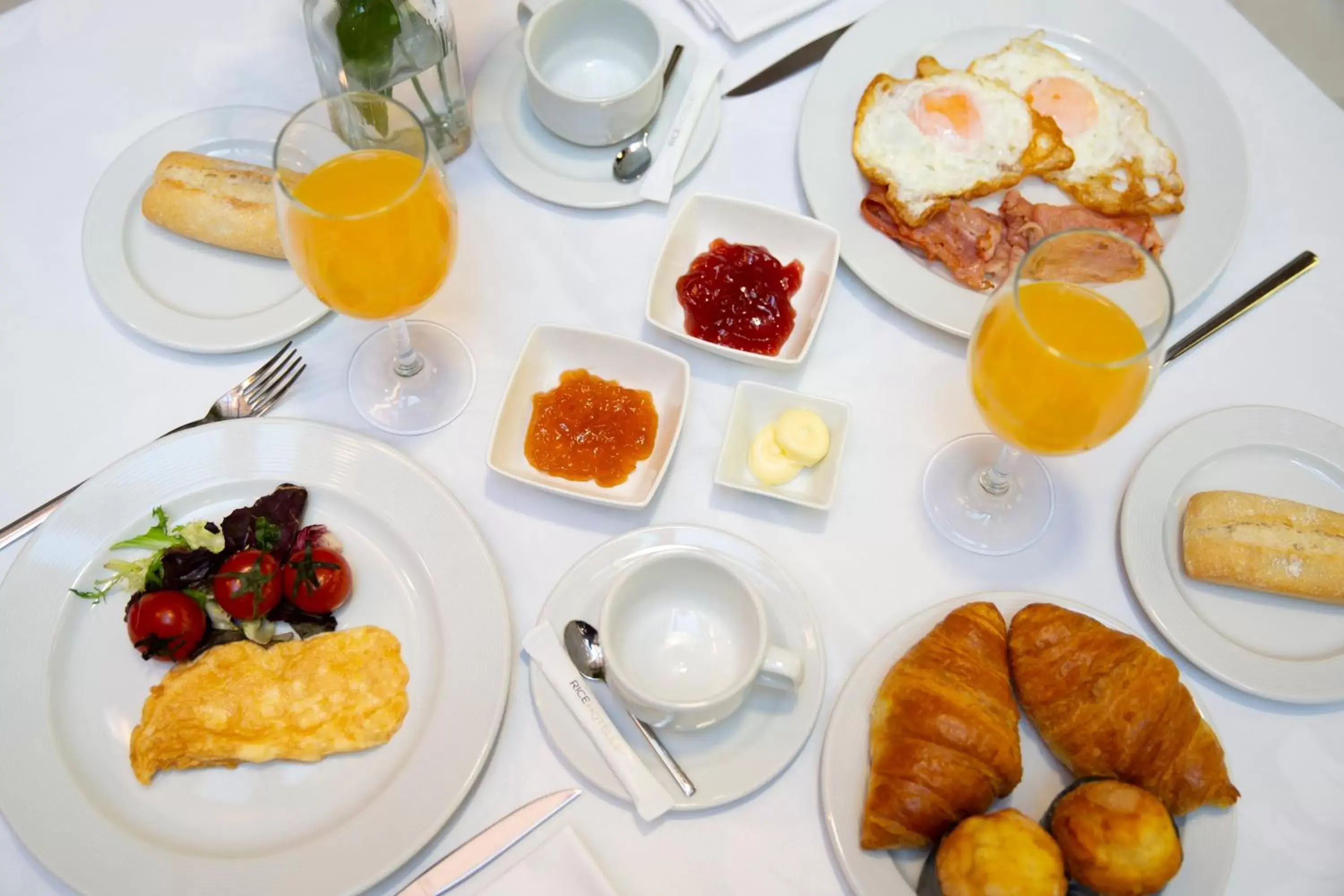 Food and drinks, Breakfast in Palacio de los Blasones Suites