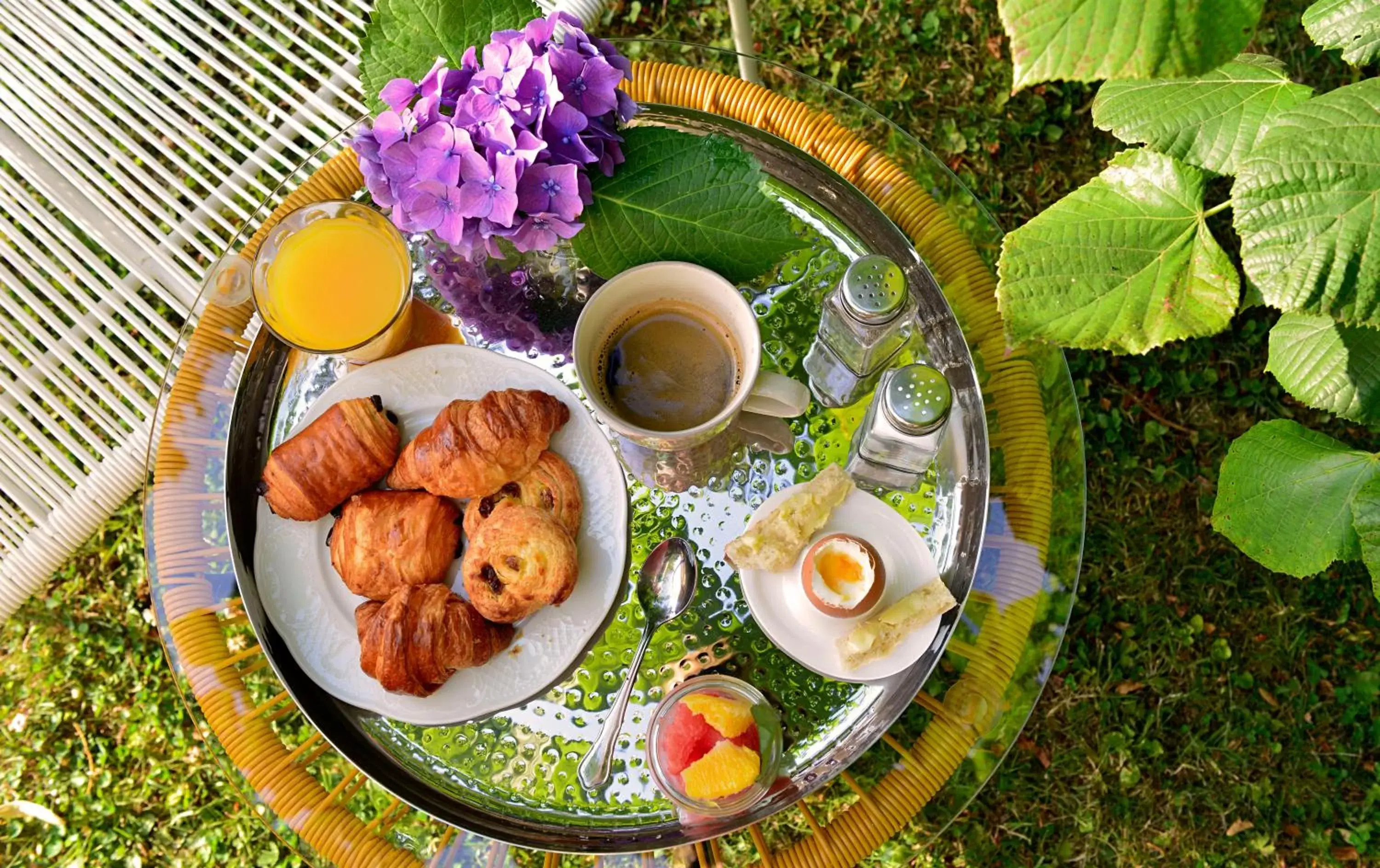 Breakfast in Château Saint Gilles