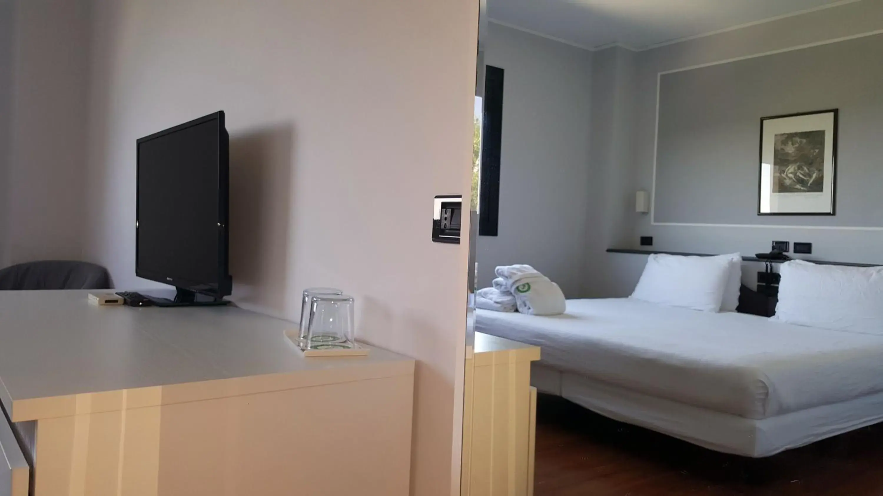 Bedroom, Bed in Hotel Mamiani & Relaxing Spa Urbino Bedroom, Bed in Hotel Mamiani & Relaxing Spa Urbino