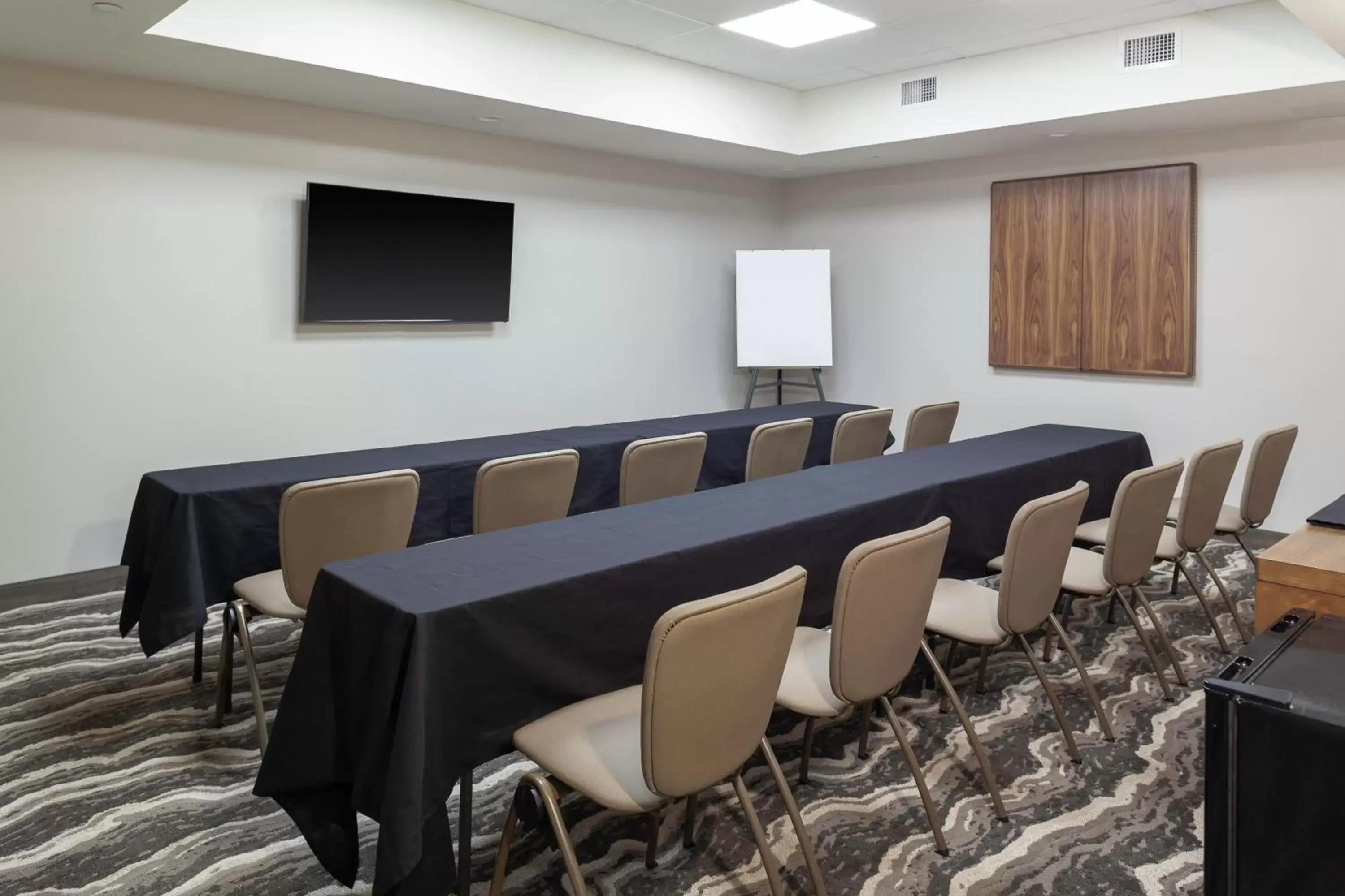 Meeting/conference room in Staybridge Suites - Gilbert - East Mesa, an IHG Hotel