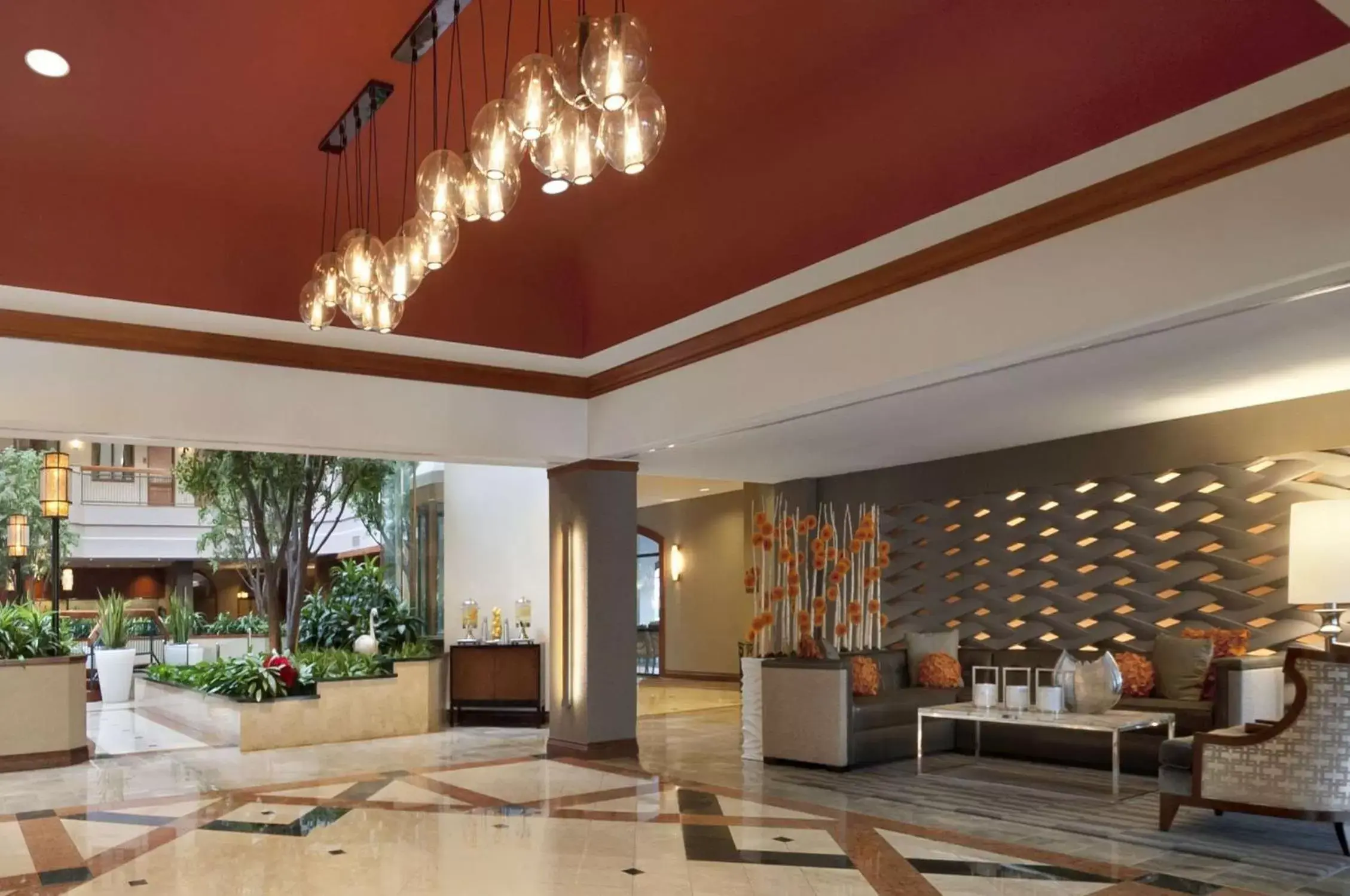 Lobby or reception, Lobby/Reception in Embassy Suites by Hilton Dallas Near the Galleria