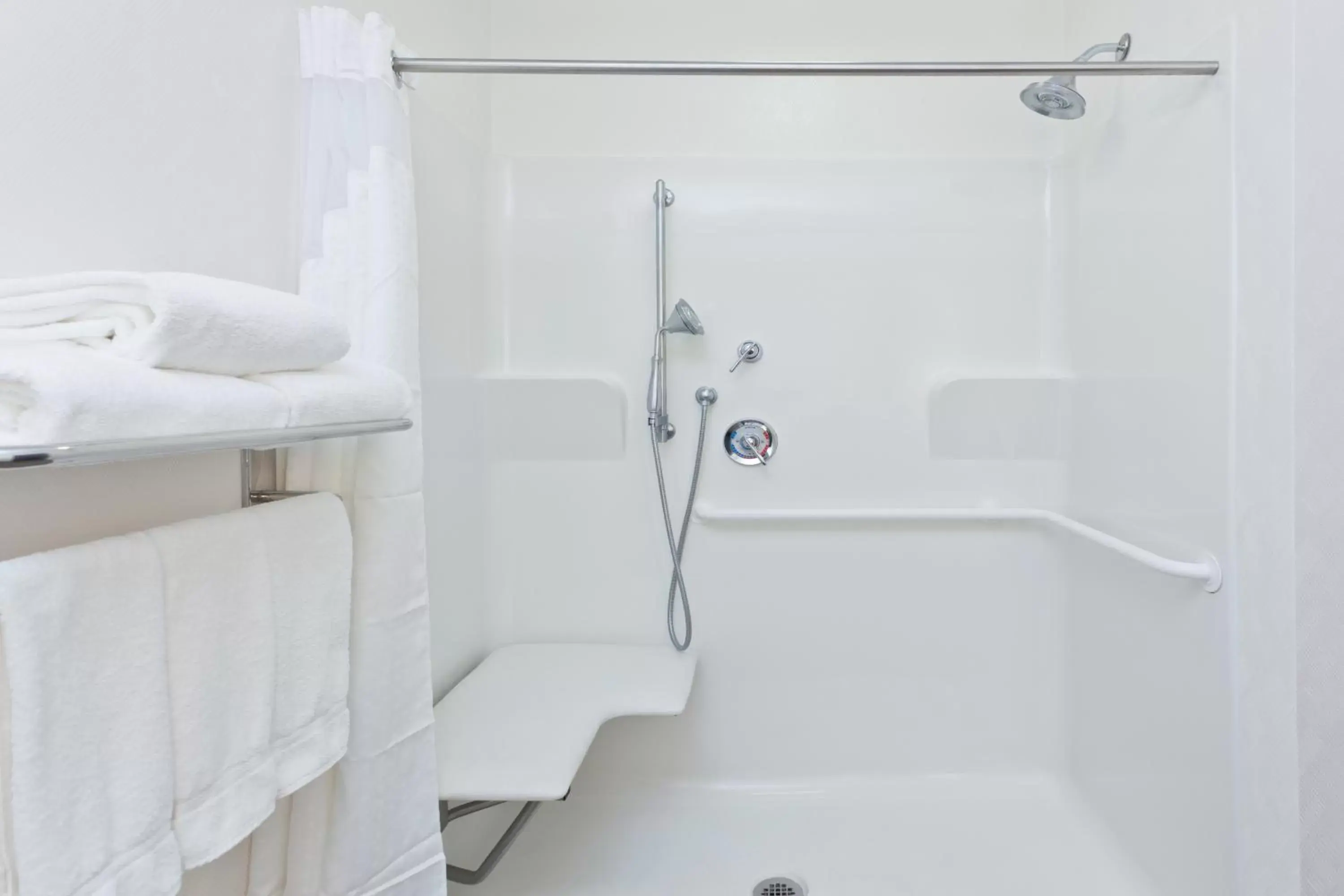 Shower, Bathroom in Holiday Inn Express Phenix City-Fort Benning, an IHG Hotel
