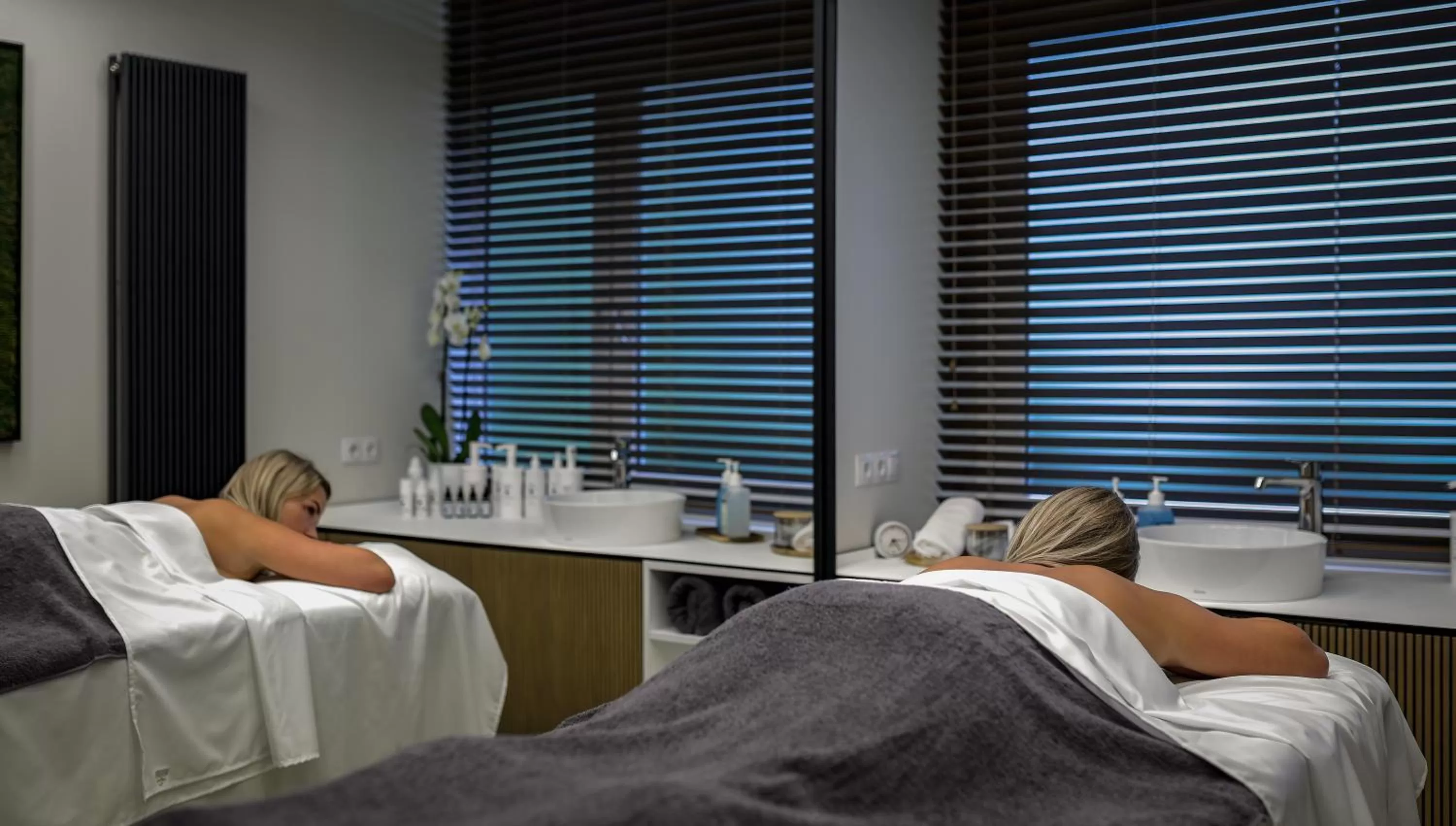 Massage, Bed in Žilvinas Hotel