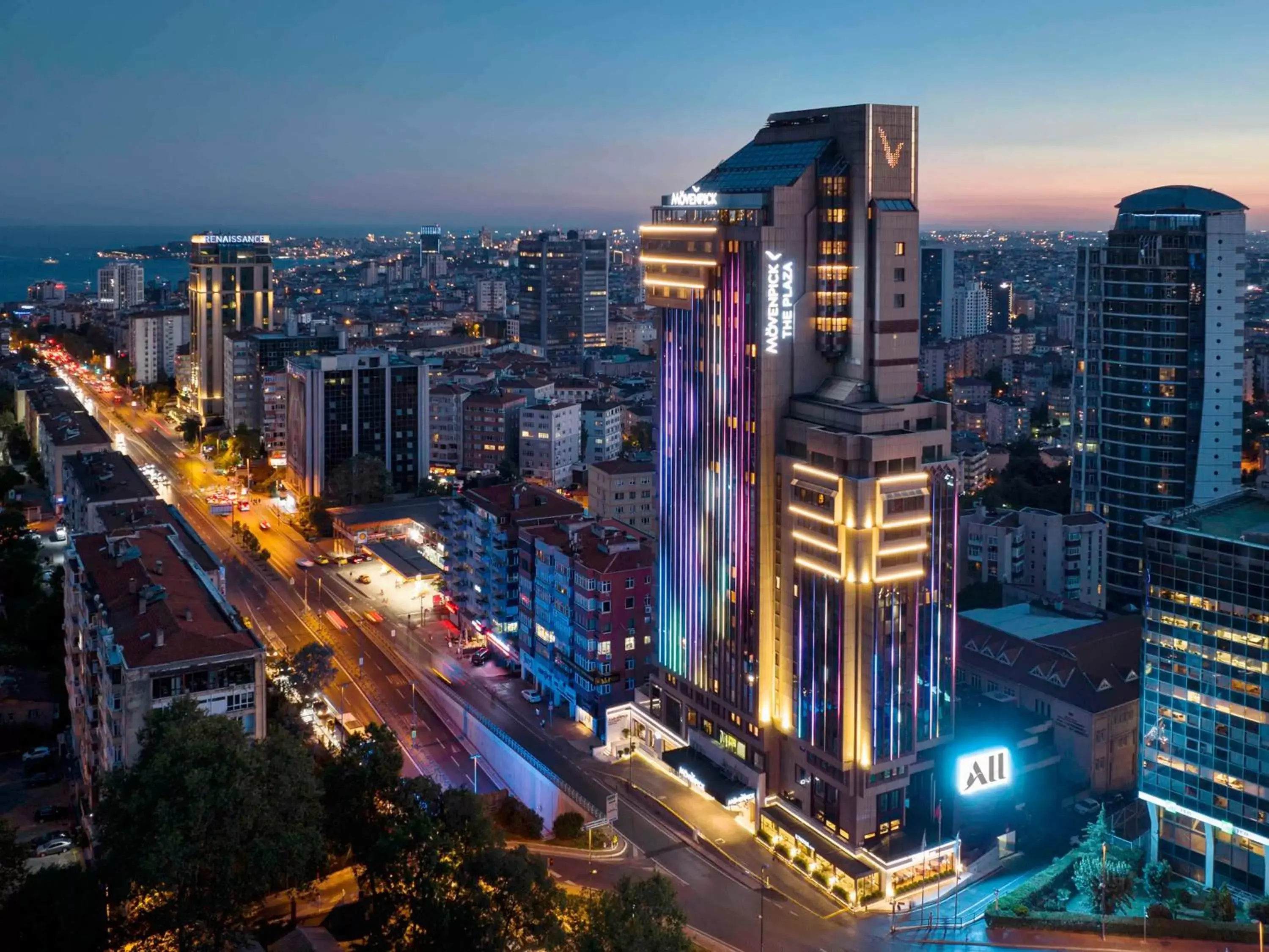 Property building in Mövenpick Hotel Istanbul Bosphorus