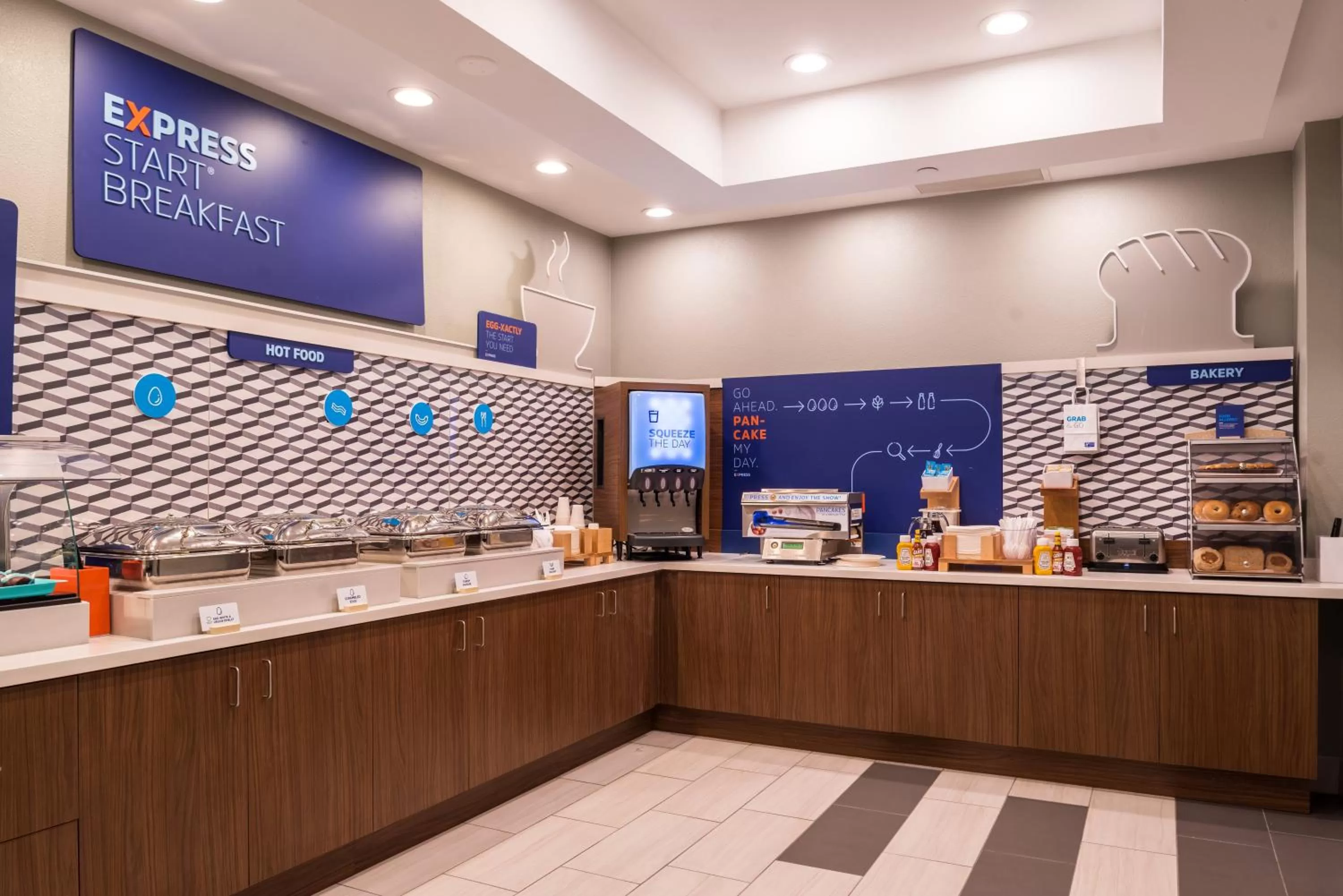 Breakfast in Holiday Inn Express Hotel & Suites Tampa-Anderson Road-Veterans Exp by IHG