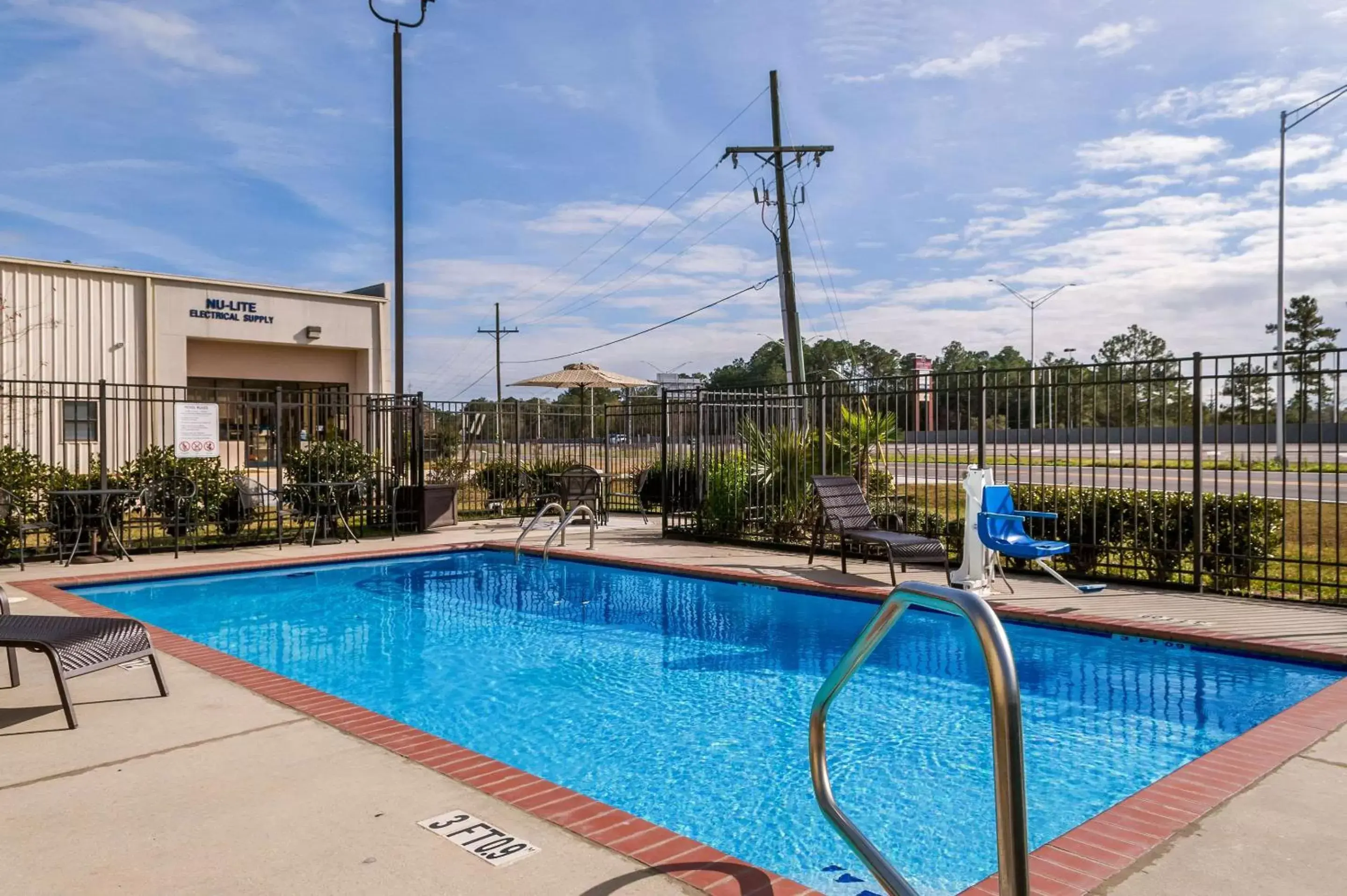 On site, Swimming Pool in Quality Inn & Suites Slidell