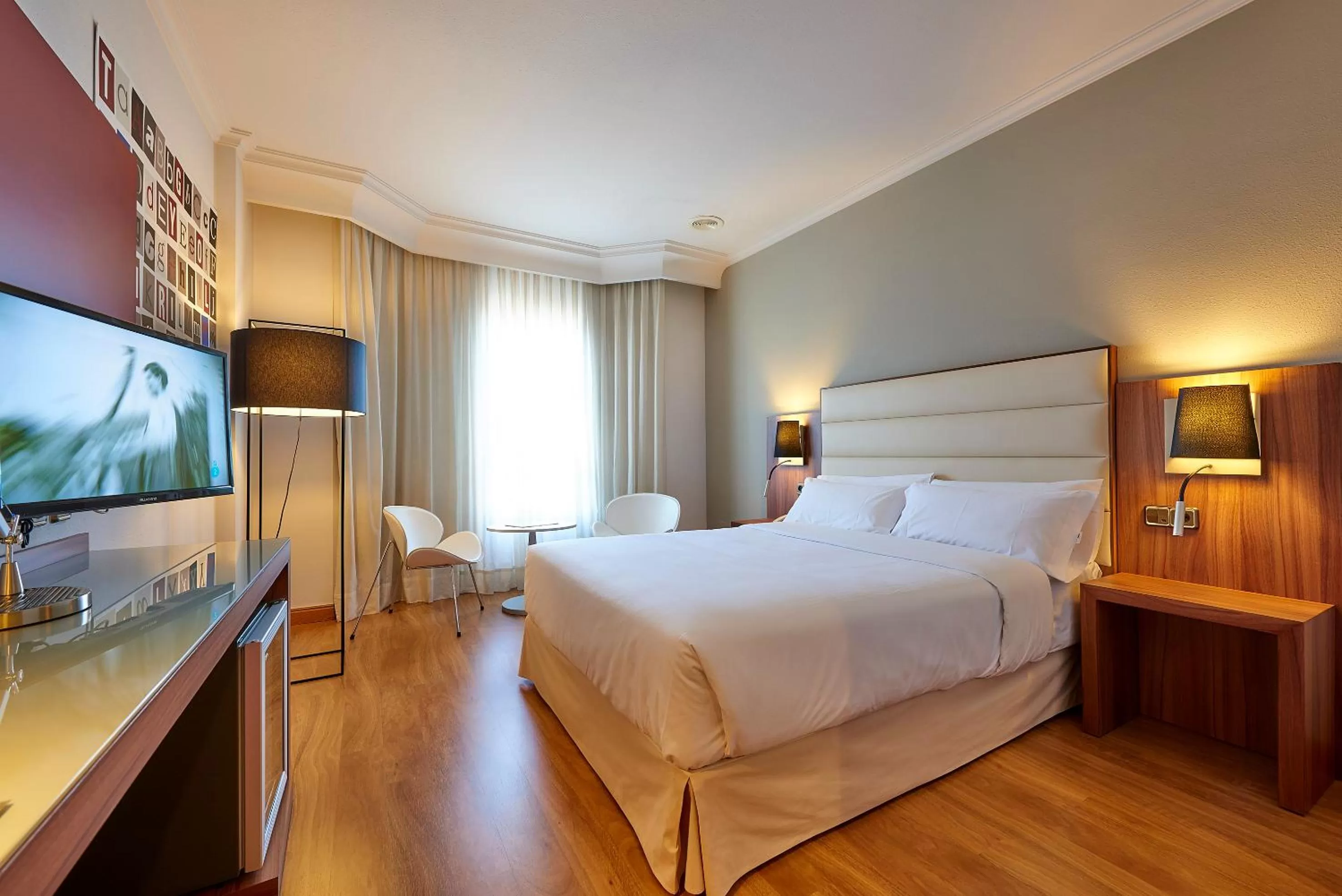 Bedroom, Bed in Hotel Vigo Los Galeones Affiliated by Meliá