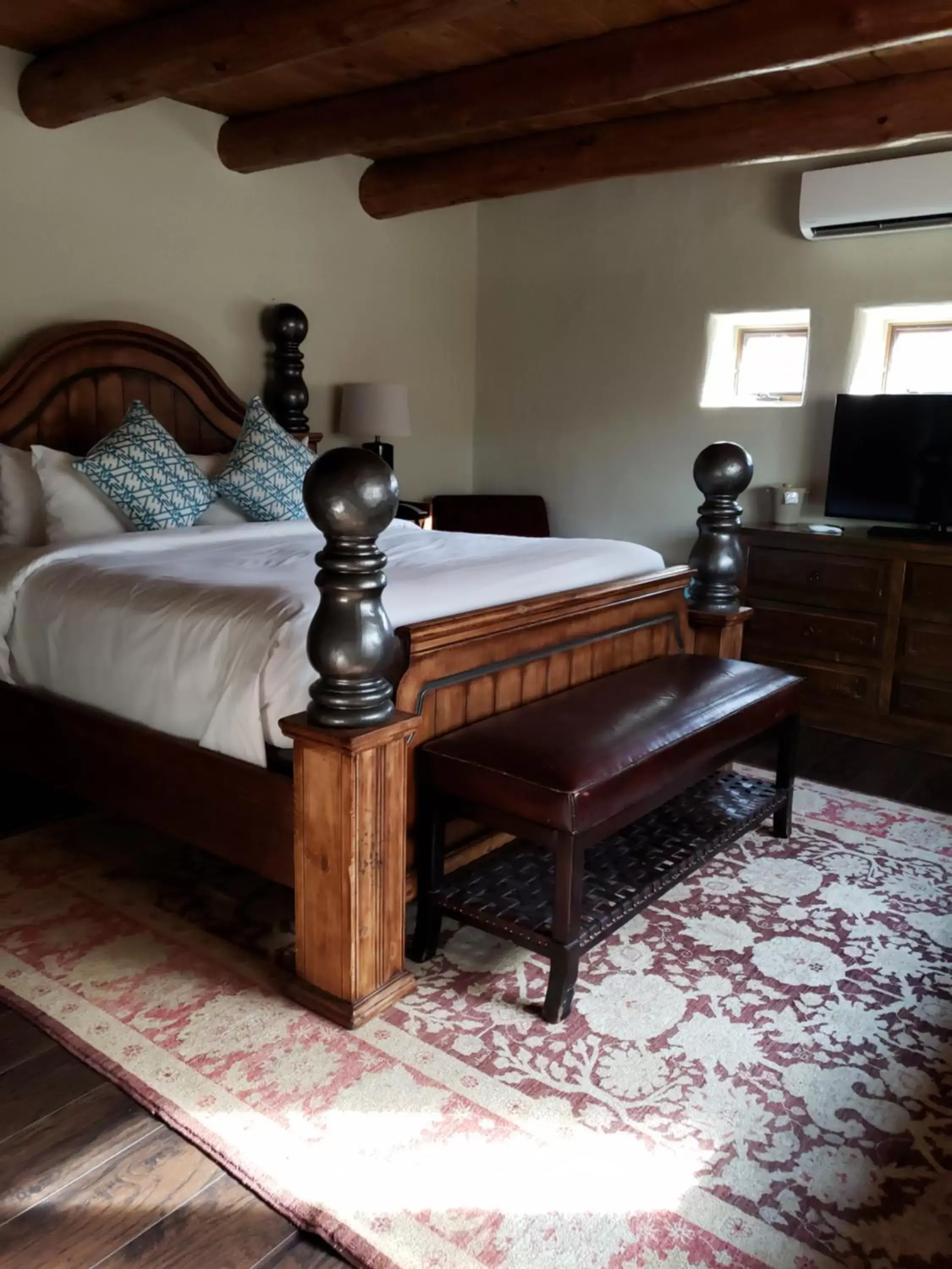 Bed in Abiquiu Inn