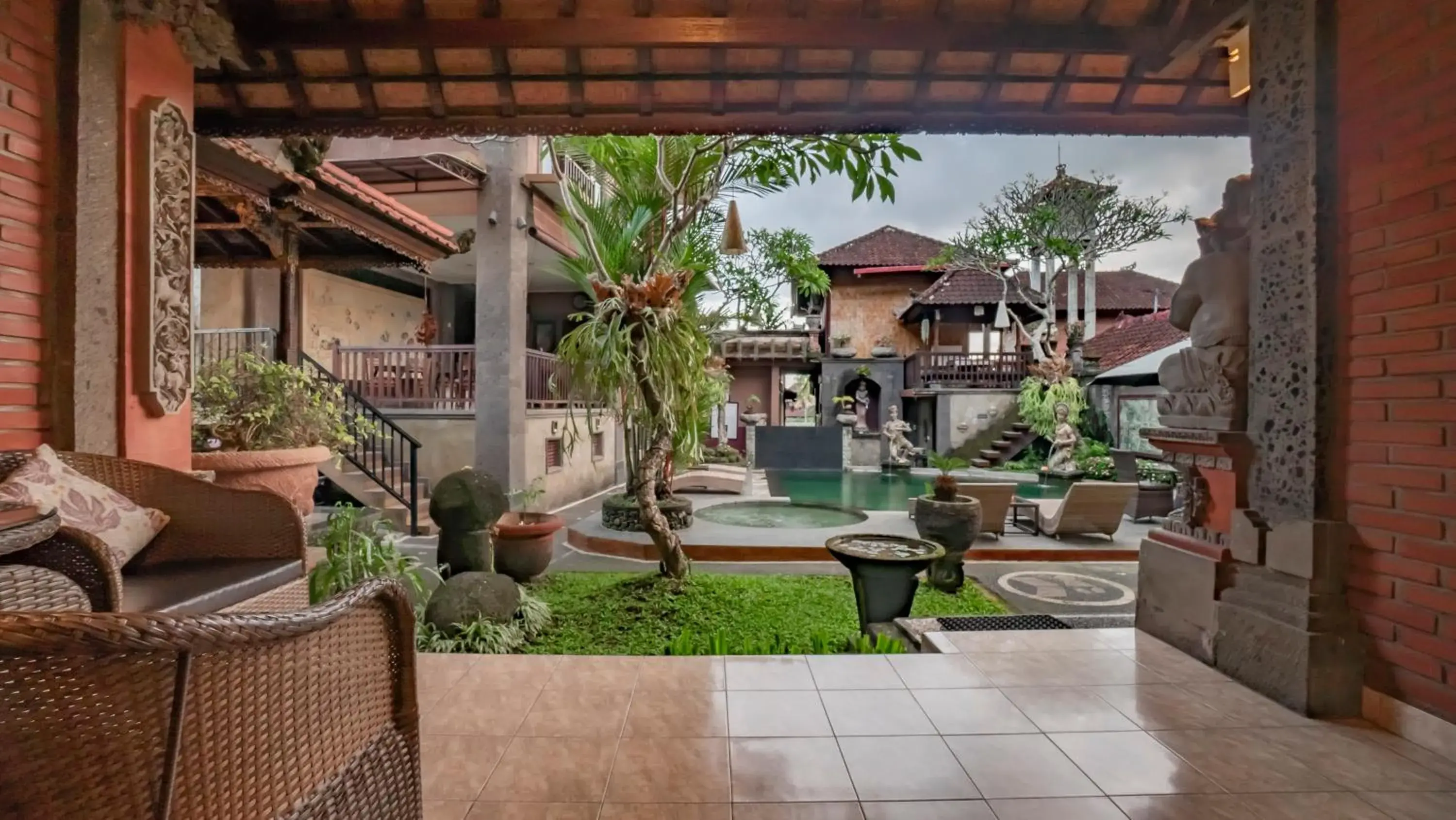 Balcony/Terrace in Kun Kun Guest House