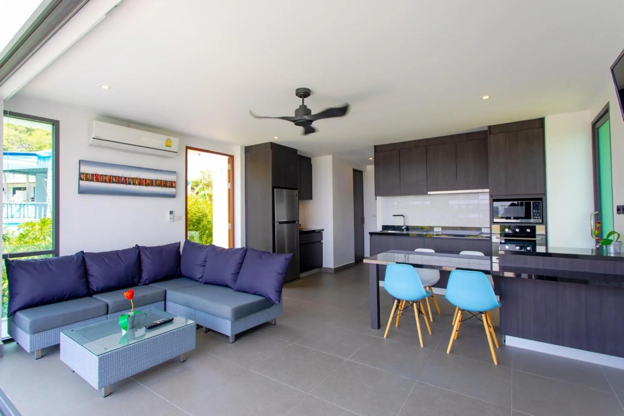 Living room in Baan Saint-Tropez Seaview Villas Kata Beach