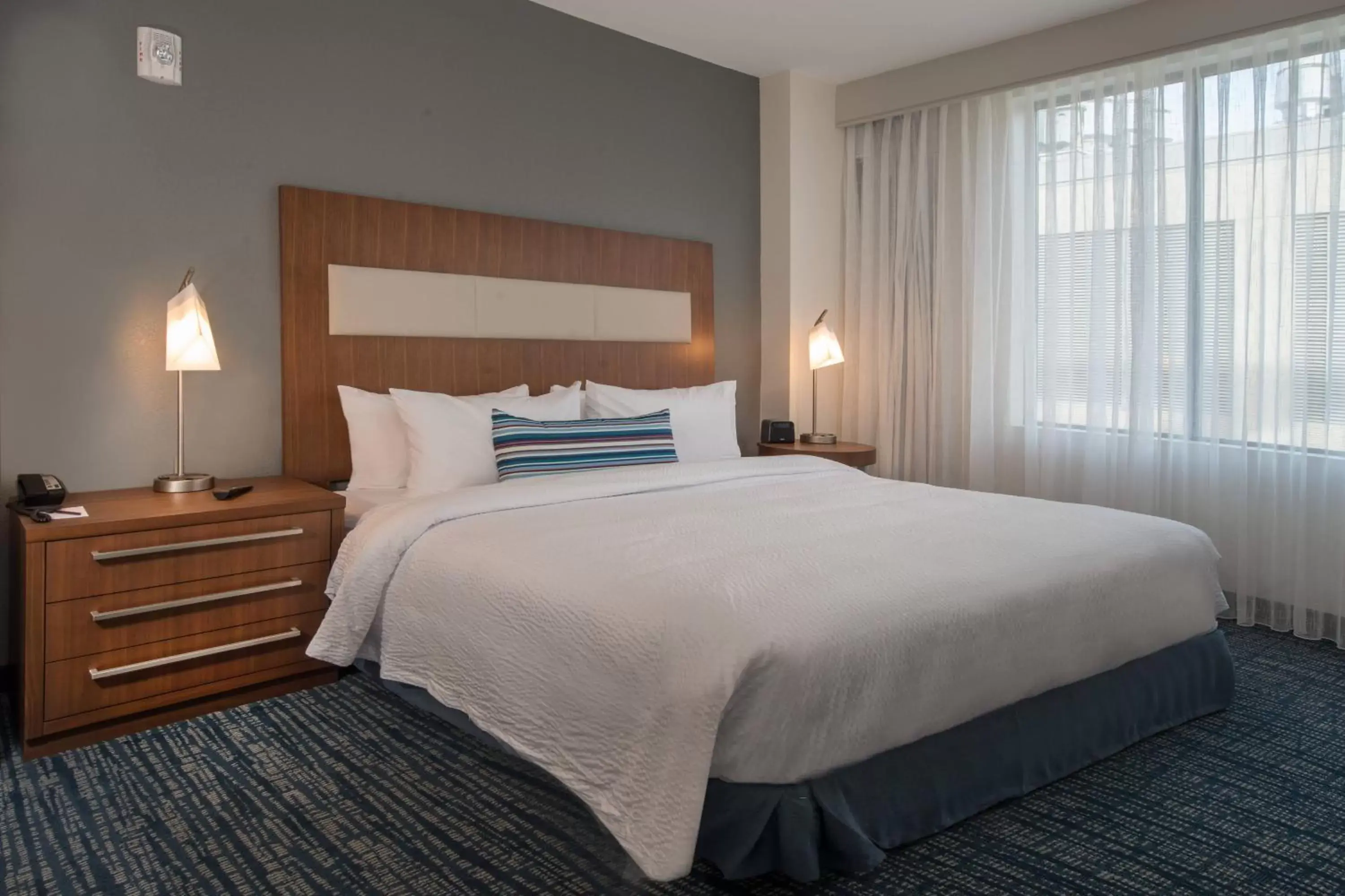 One-Bedroom King Suite with Sofa Bed - Hearing Accessible/High Floor in Residence Inn by Marriott Baltimore at The Johns Hopkins Medical Campus