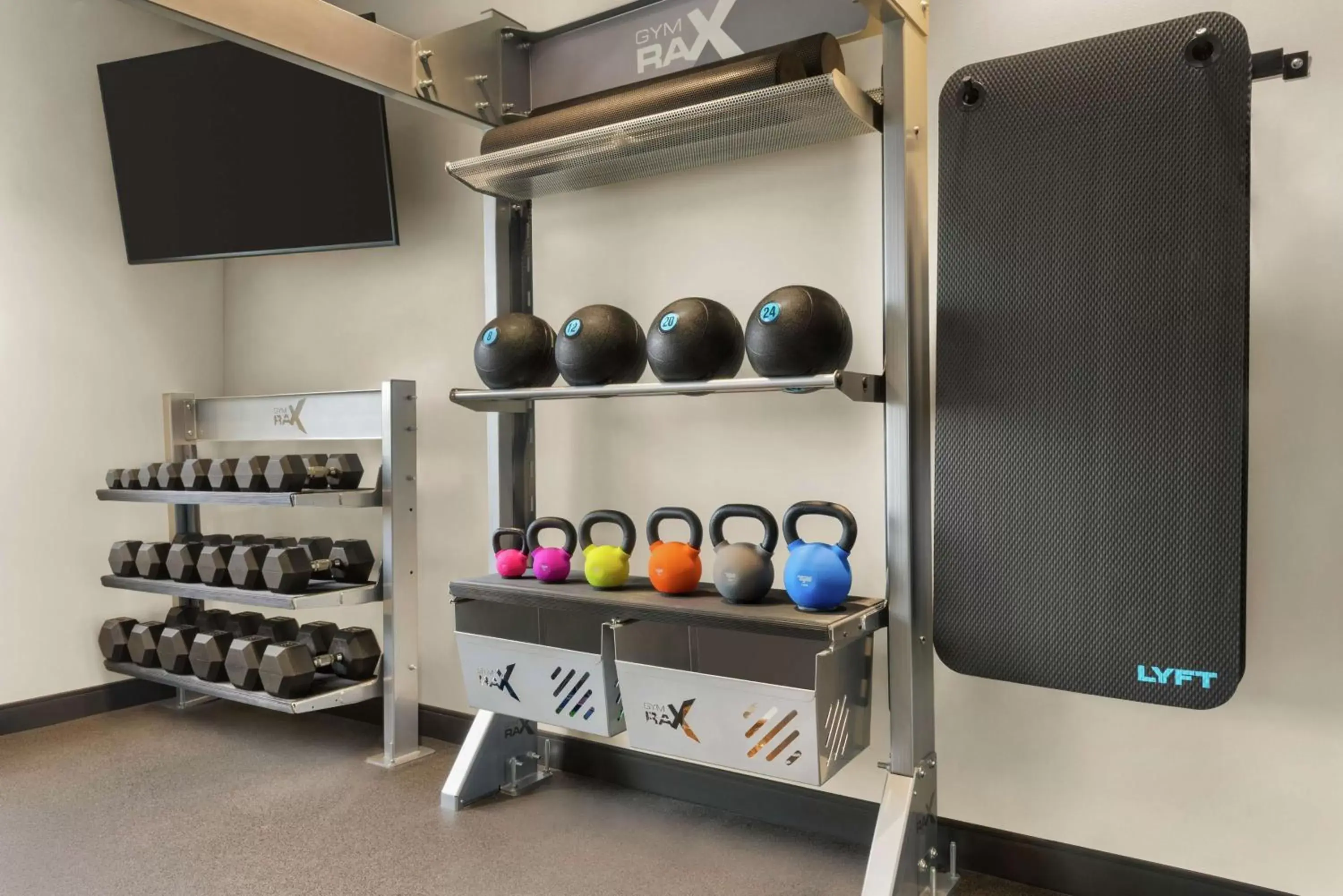 Fitness centre/facilities, Fitness Center/Facilities in Tru By Hilton Milwaukee Brookfield