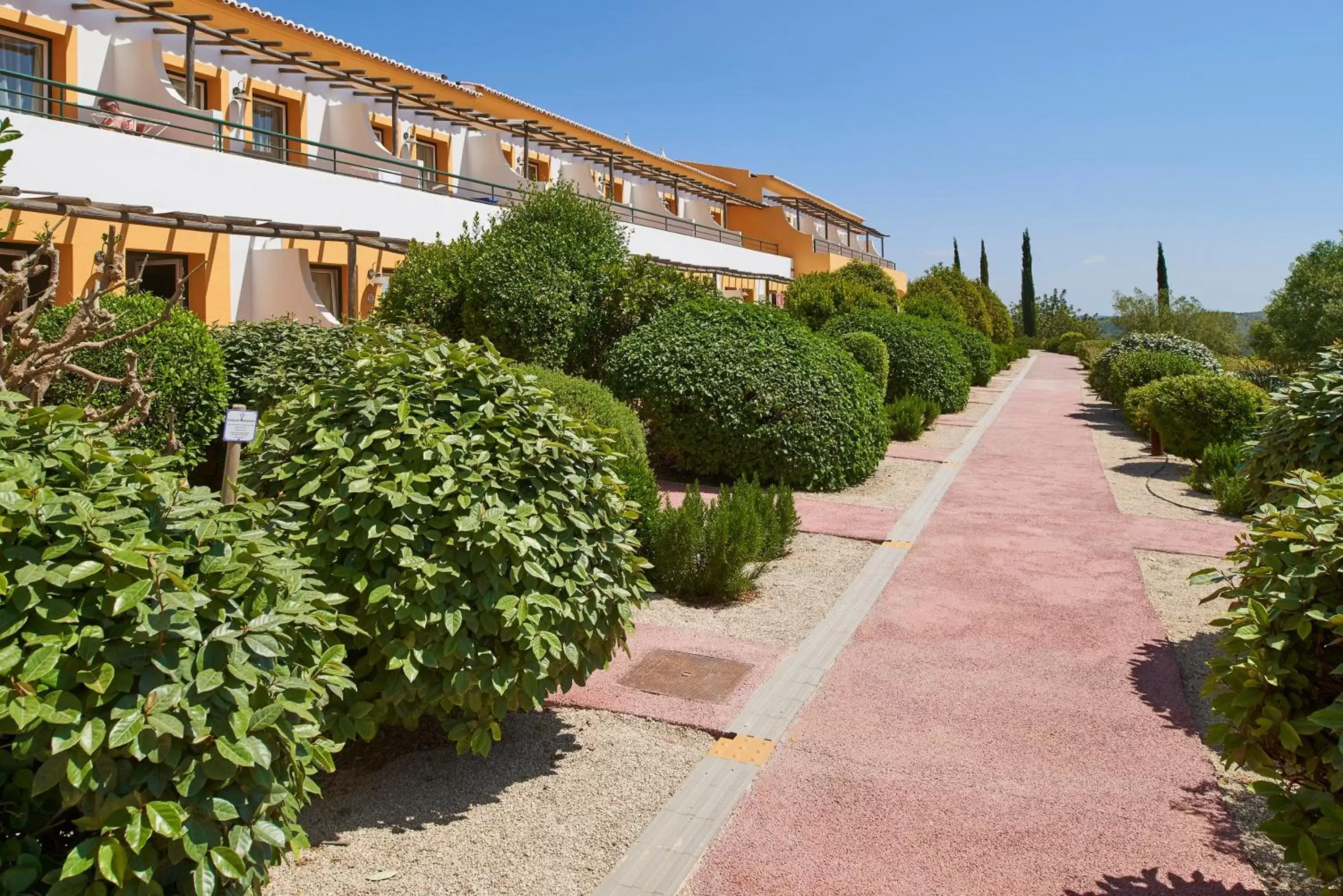 Garden, Property Building in Hotel Rural Quinta do Marco - Nature & Dining
