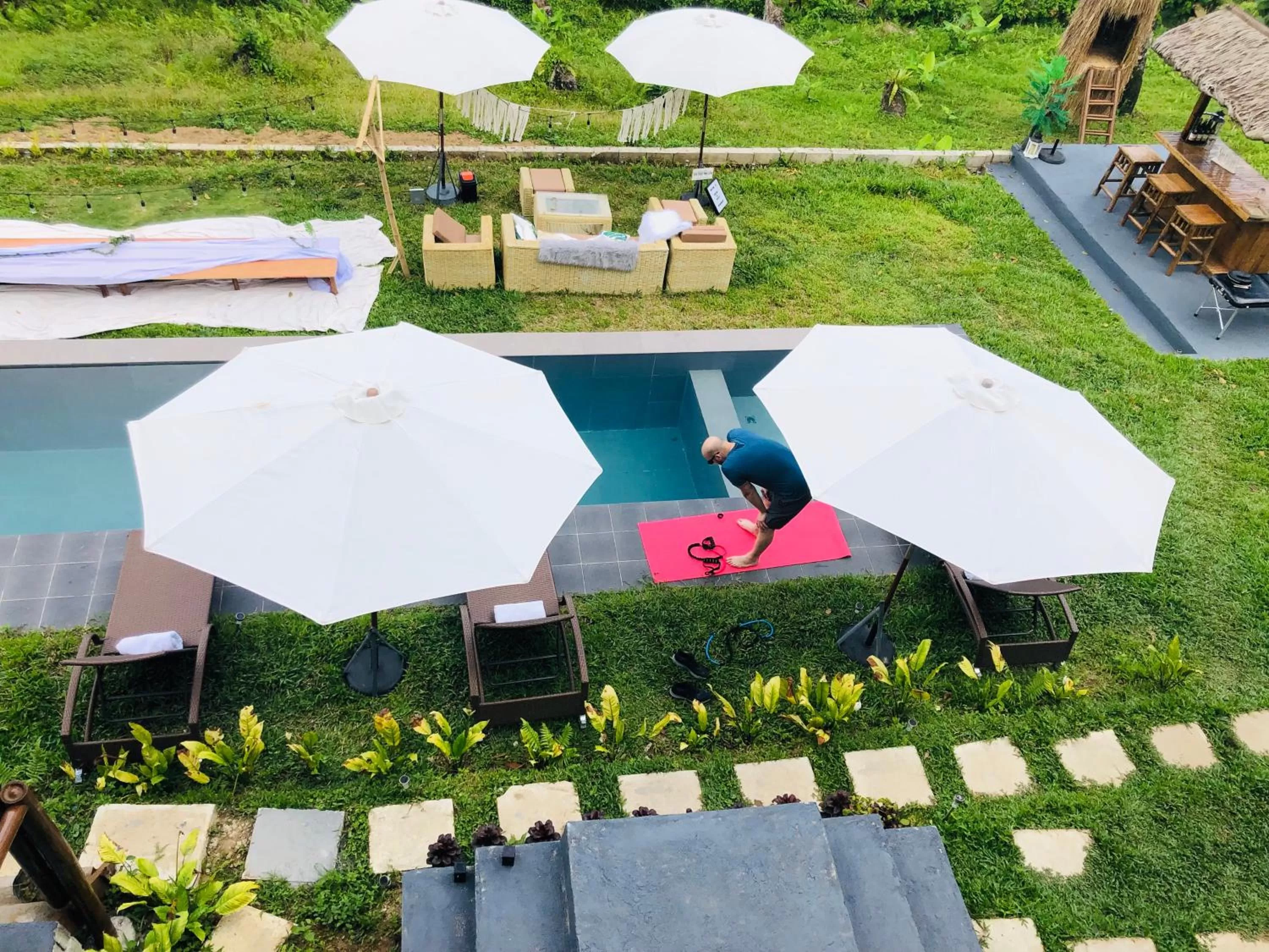 Patio in Bintana sa Paraiso Binunsaran