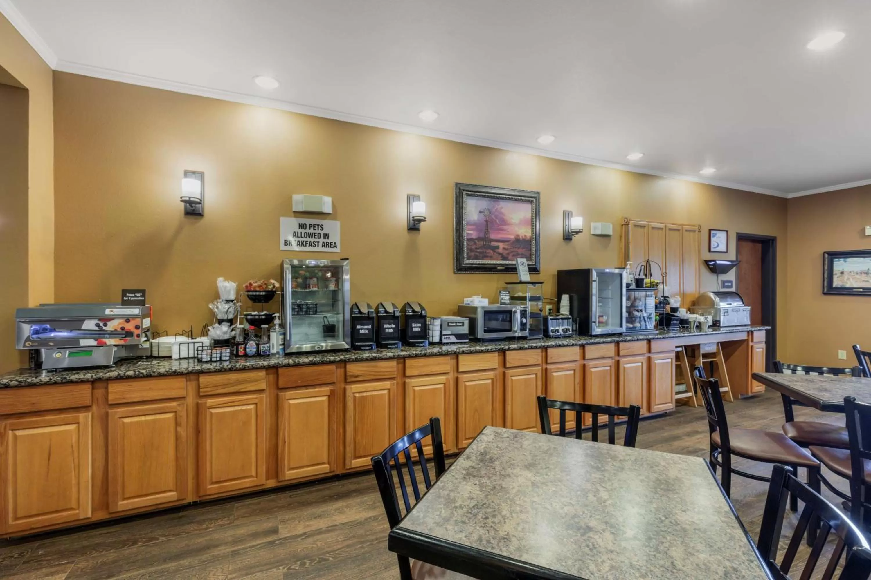 Breakfast in Best Western Plus Red River Inn