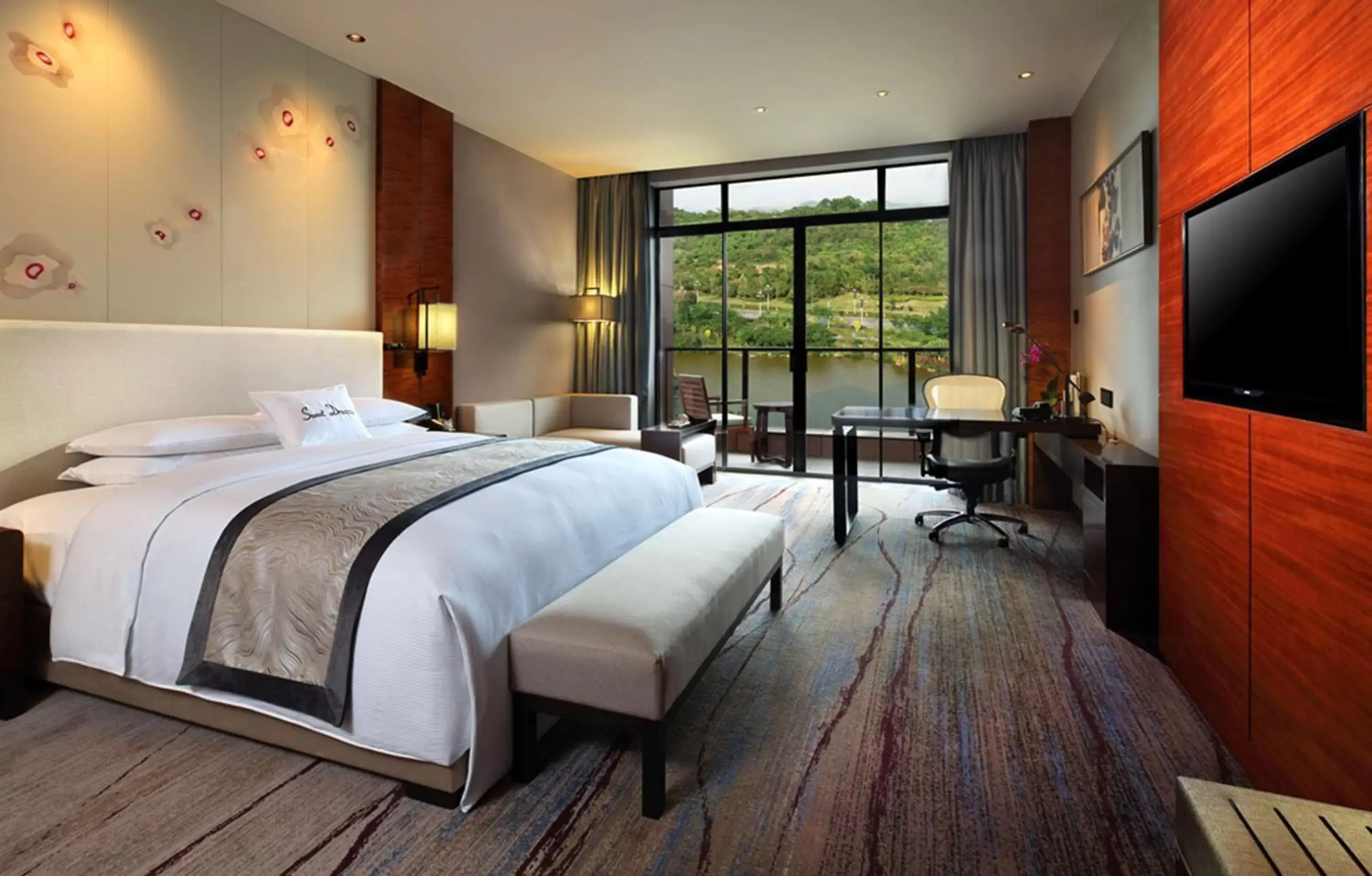 Bedroom in DoubleTree by Hilton Hotel Guangzhou - Science City