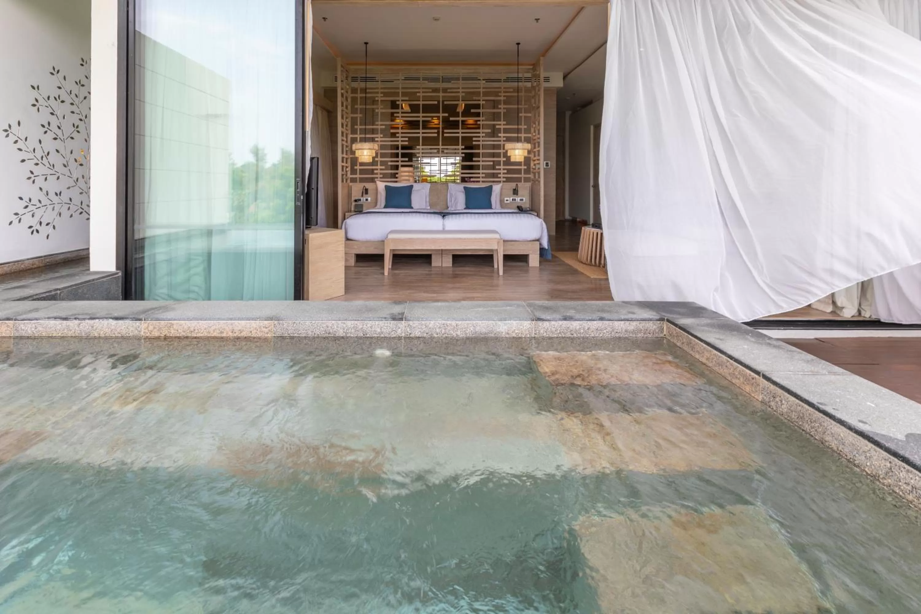 Bed in Cape Nidhra Hotel