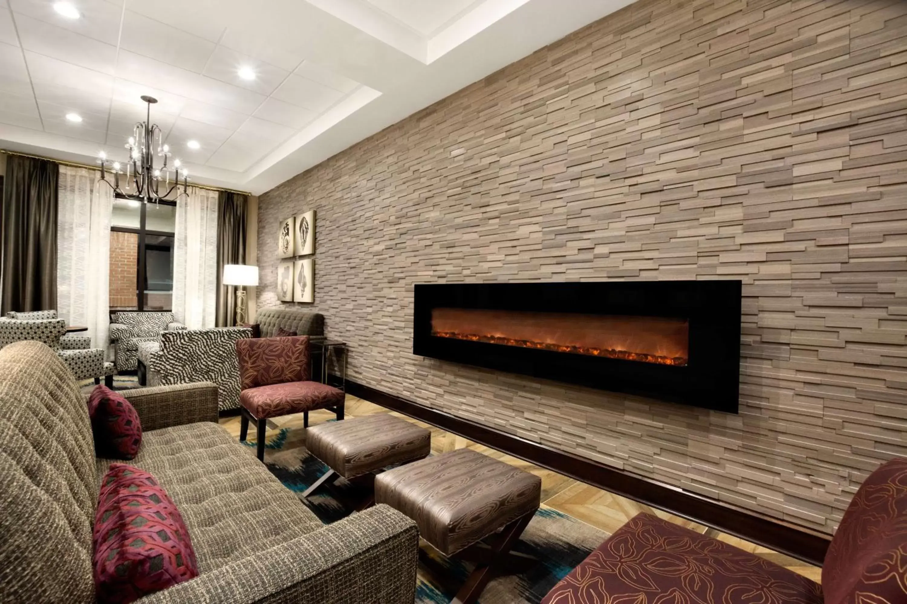 Lobby or reception, Seating Area in DoubleTree by Hilton Charleston Mount Pleasant