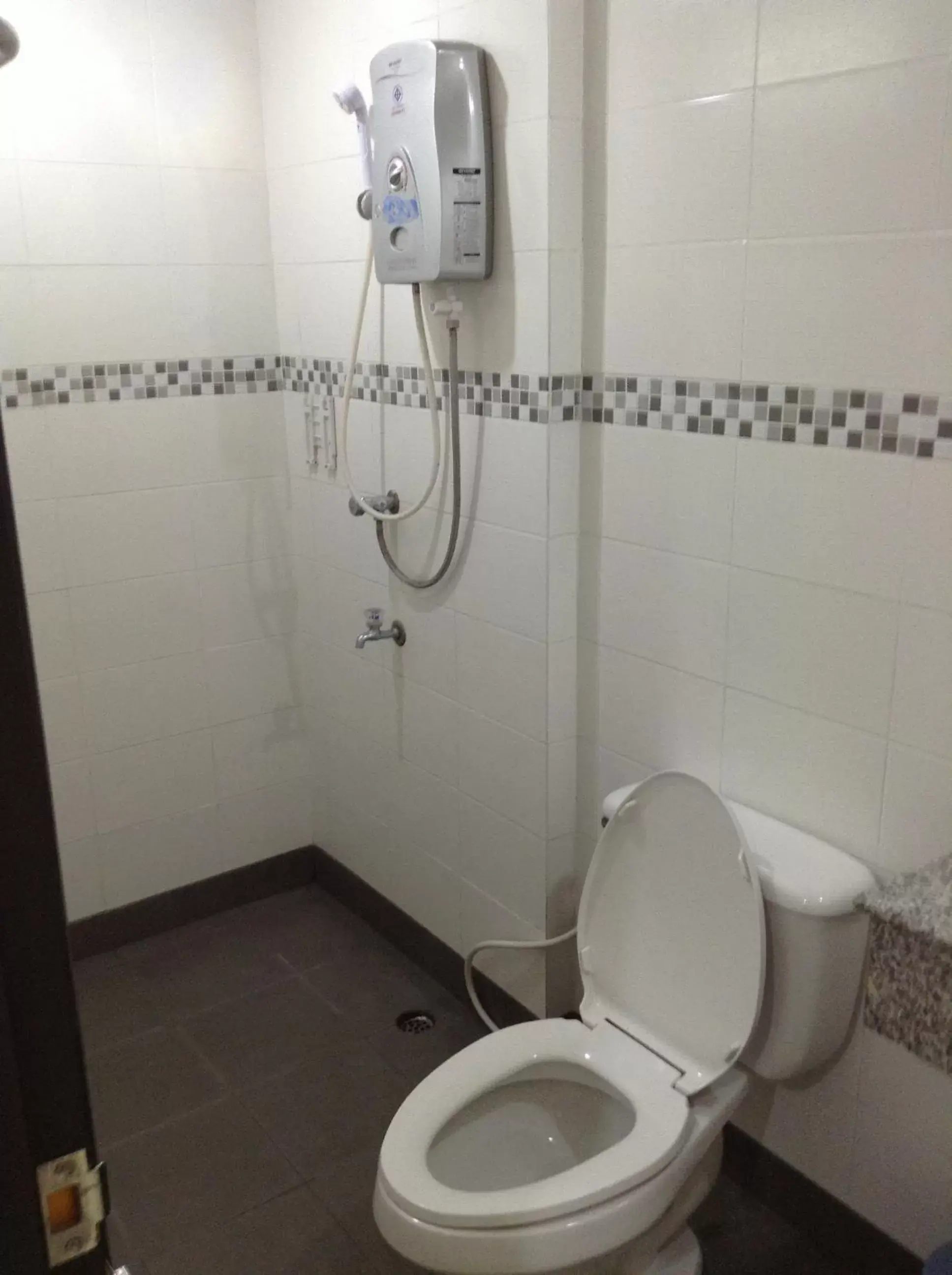 Bathroom in Diamond Bangkok Apartment