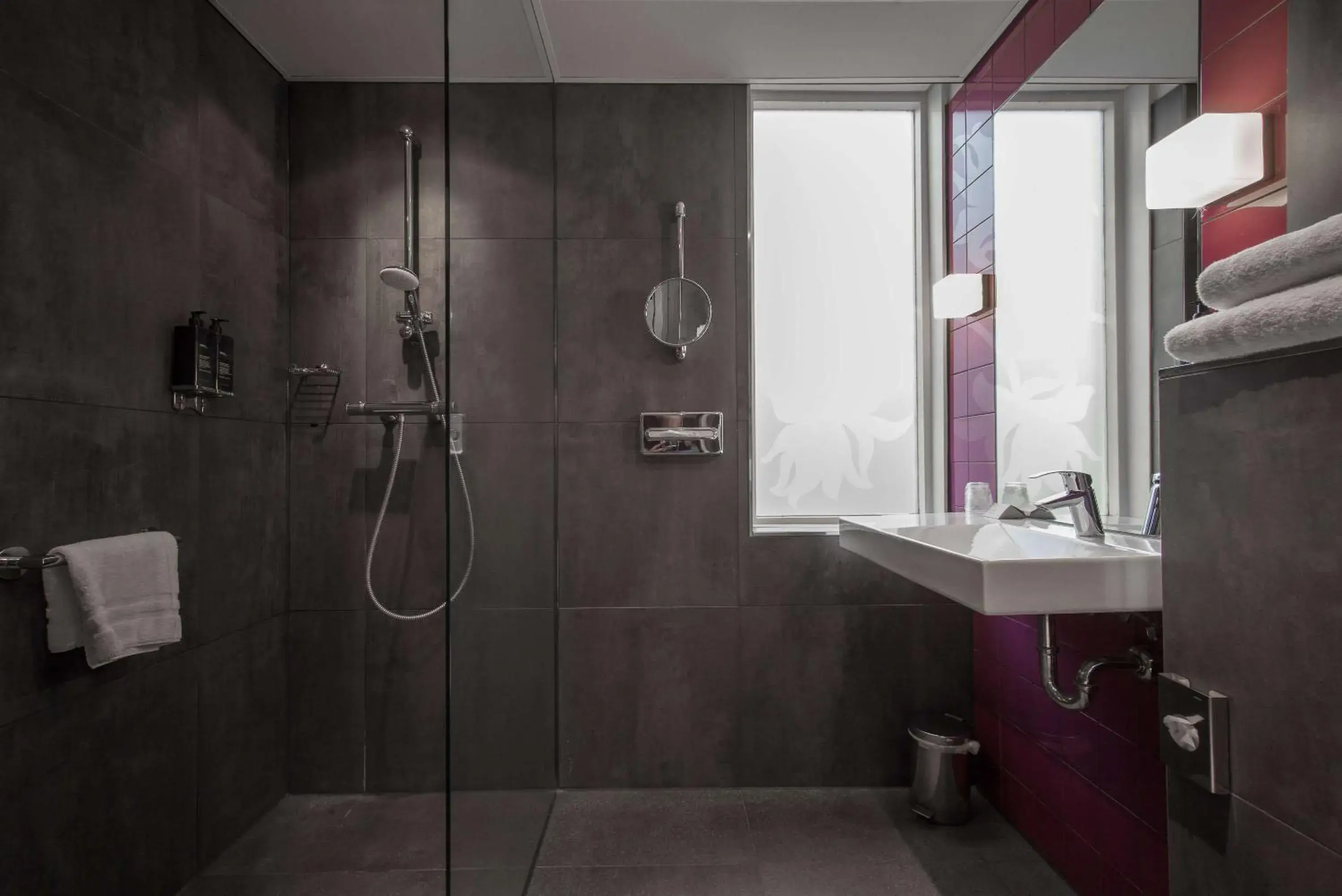 Bathroom in Amrâth Berghotel Amersfoort, BW Signature Collection