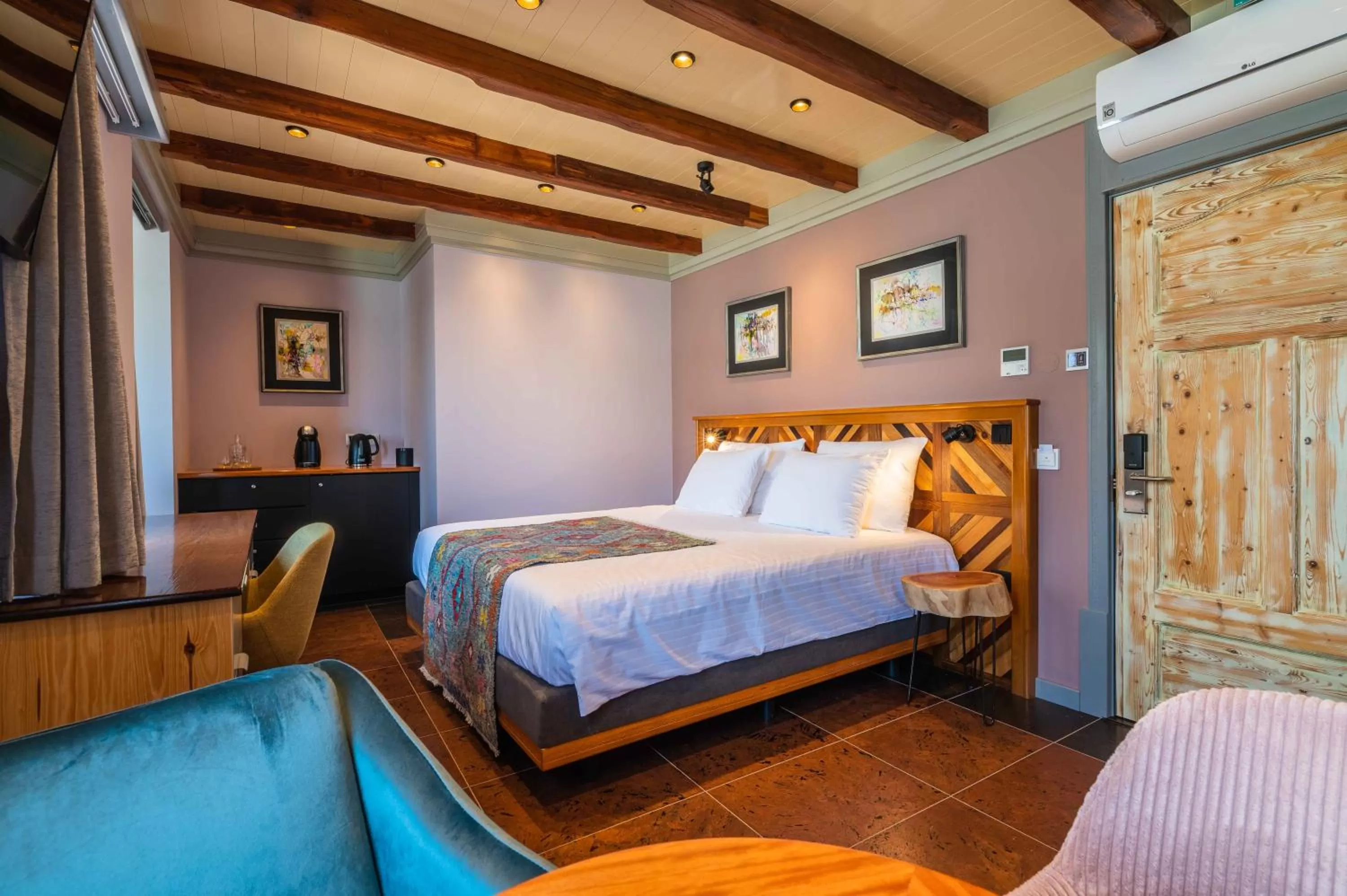 Photo of the whole room, Bed in Vila Origens Boutique Hotel Albufeira – Adults Only