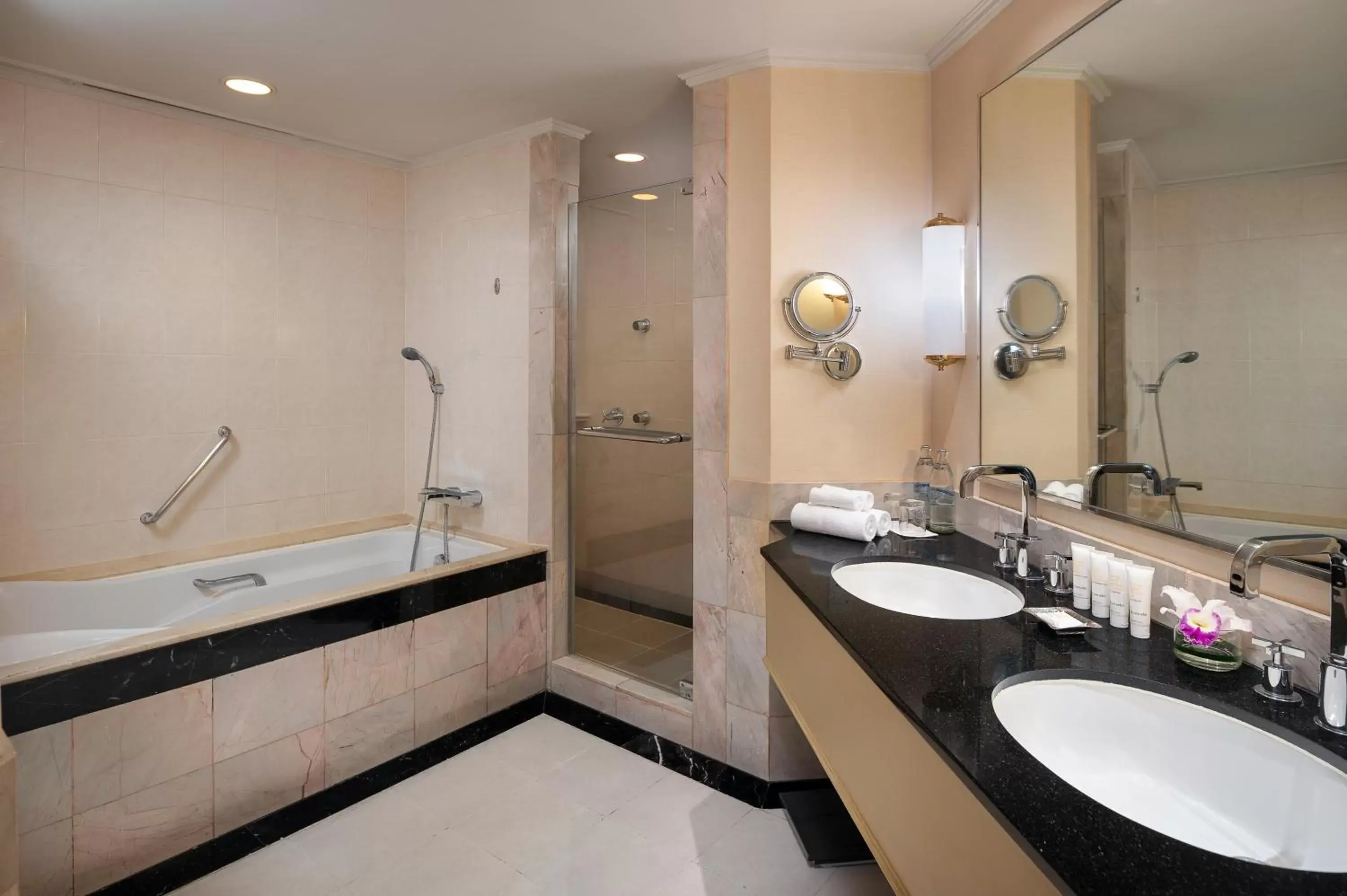 Bathroom in Crowne Plaza Bangkok Lumpini Park, an IHG Hotel