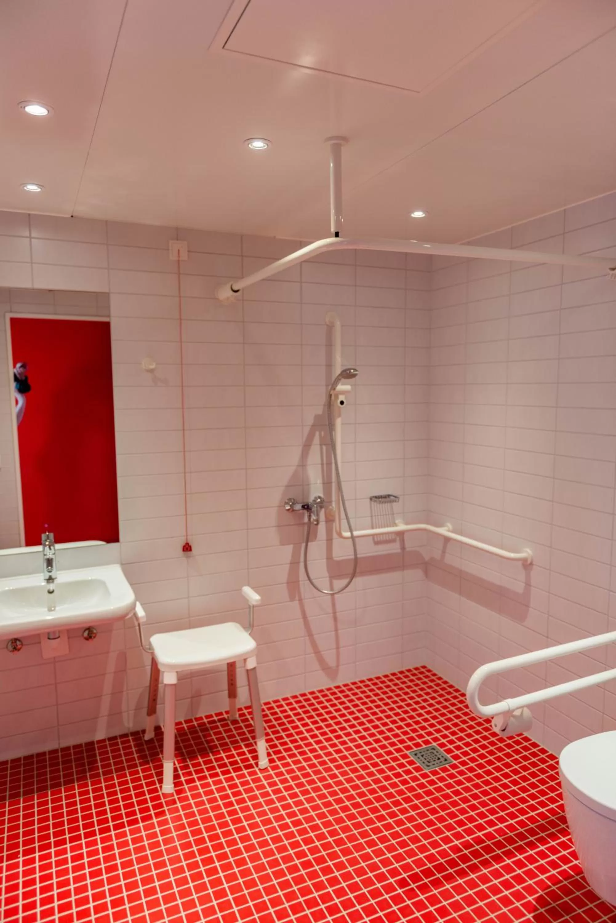 Shower in havenhostel Cuxhaven