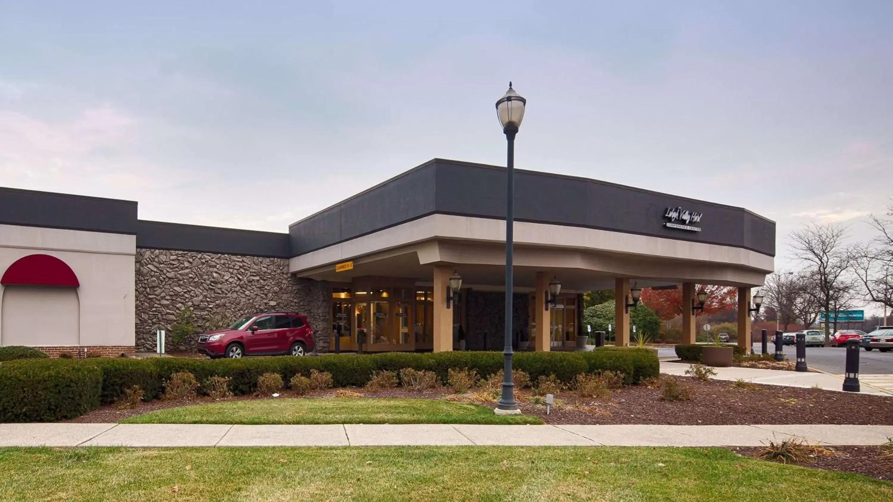 Property Building in SureStay Plus Hotel by Best Western Lehigh Valley