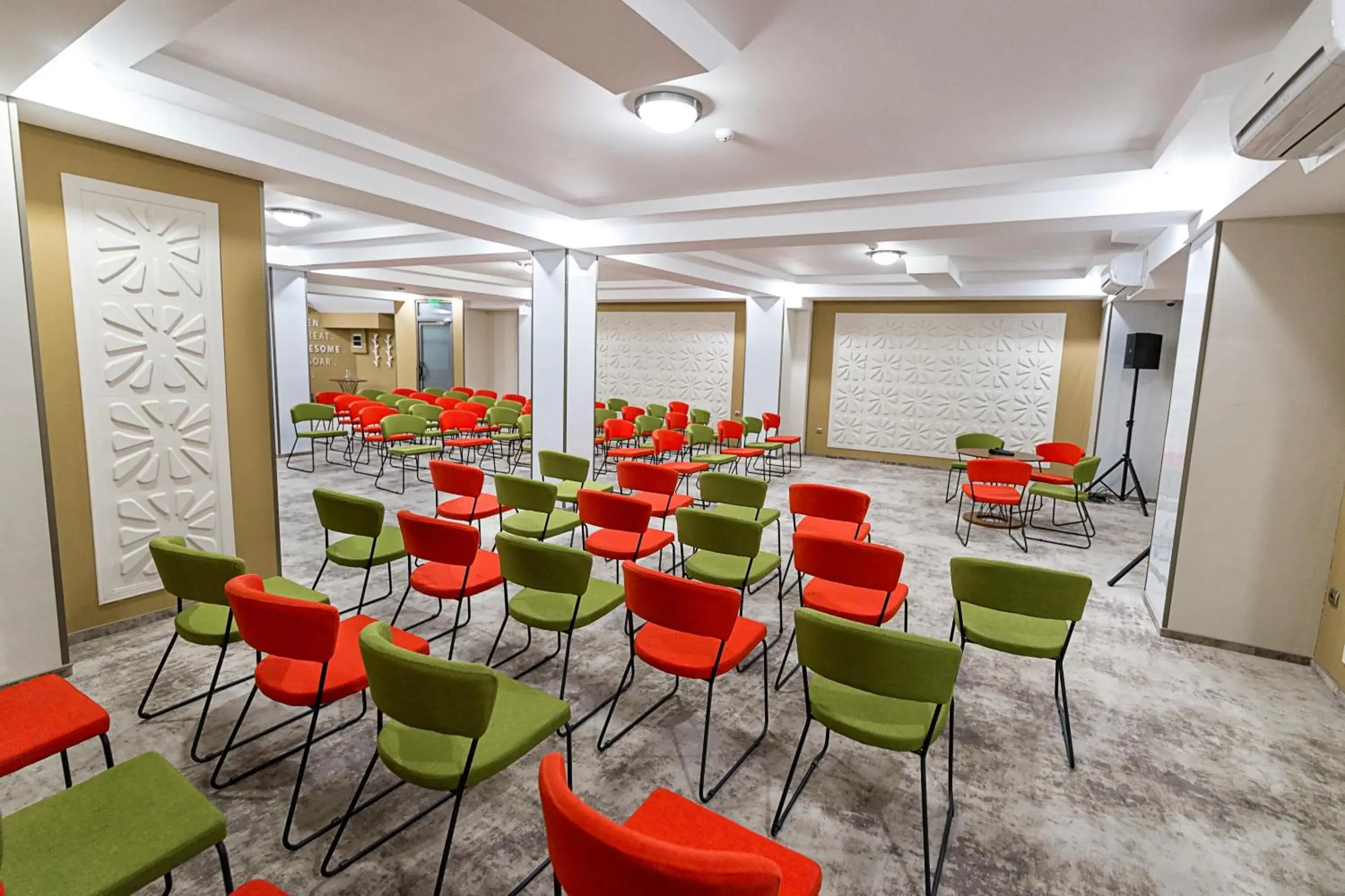 Meeting/conference room in Prestige Boutique Hotel Craiova
