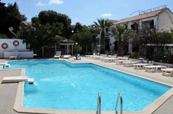 Day, Swimming Pool in Miranta Hotel - Apartments & Studios