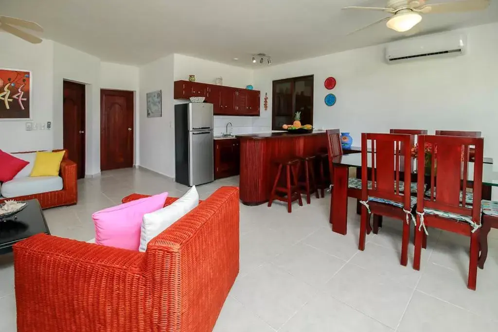 Kitchen or kitchenette, Seating Area in Cabarete Palm Beach Condos