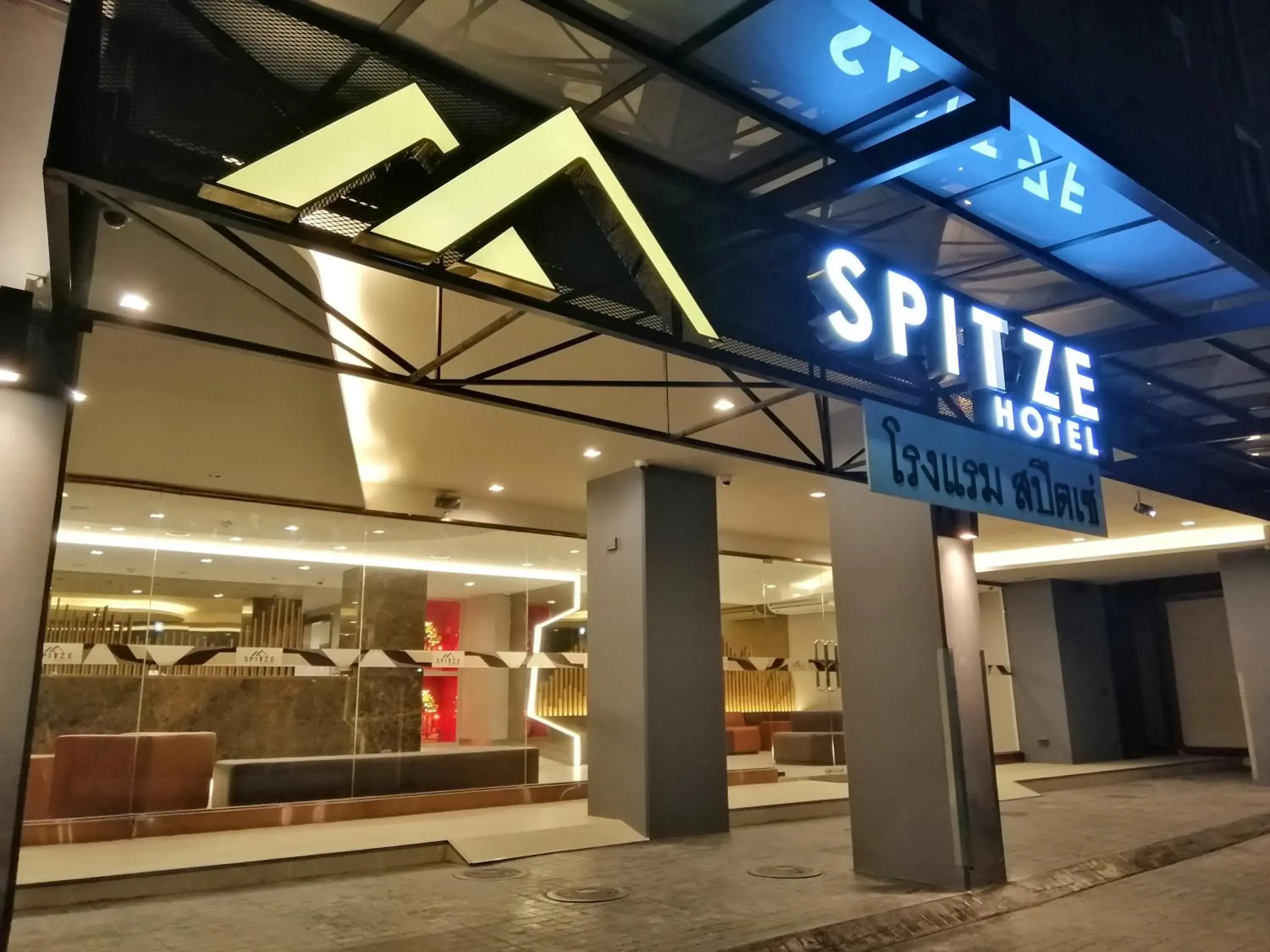 Night in Spittze Hotel Pratunam