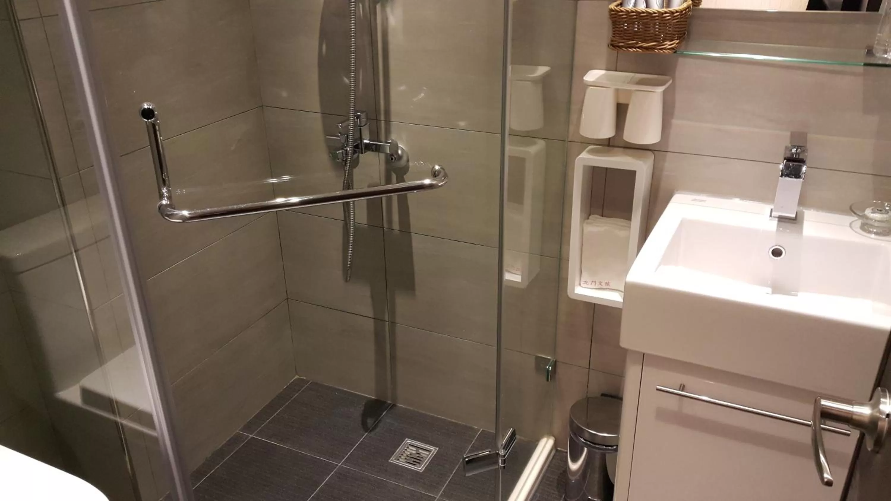 Bathroom in Bayman Hotel