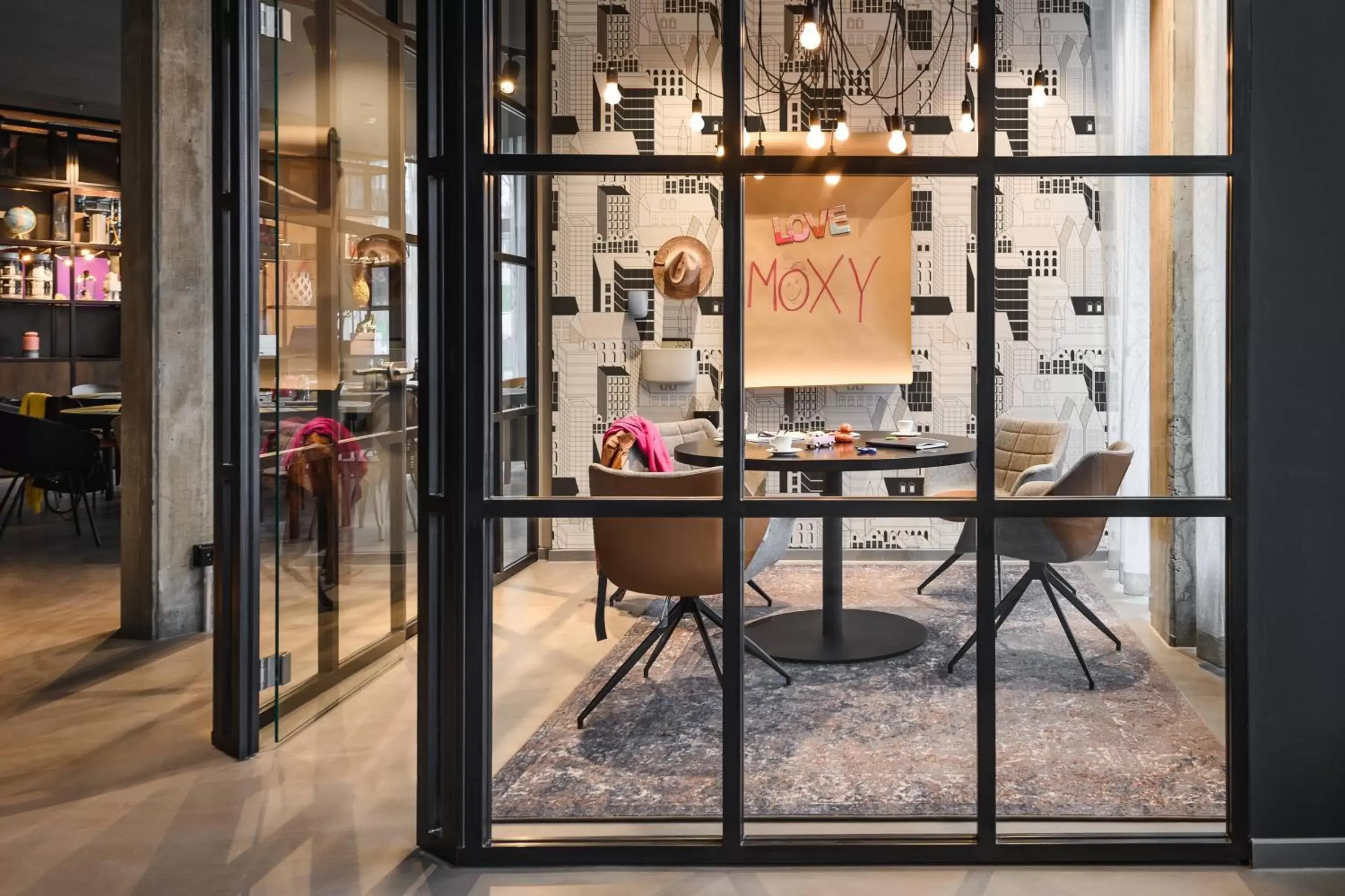 Meeting/conference room, Restaurant/Places to Eat in Moxy Dresden Neustadt