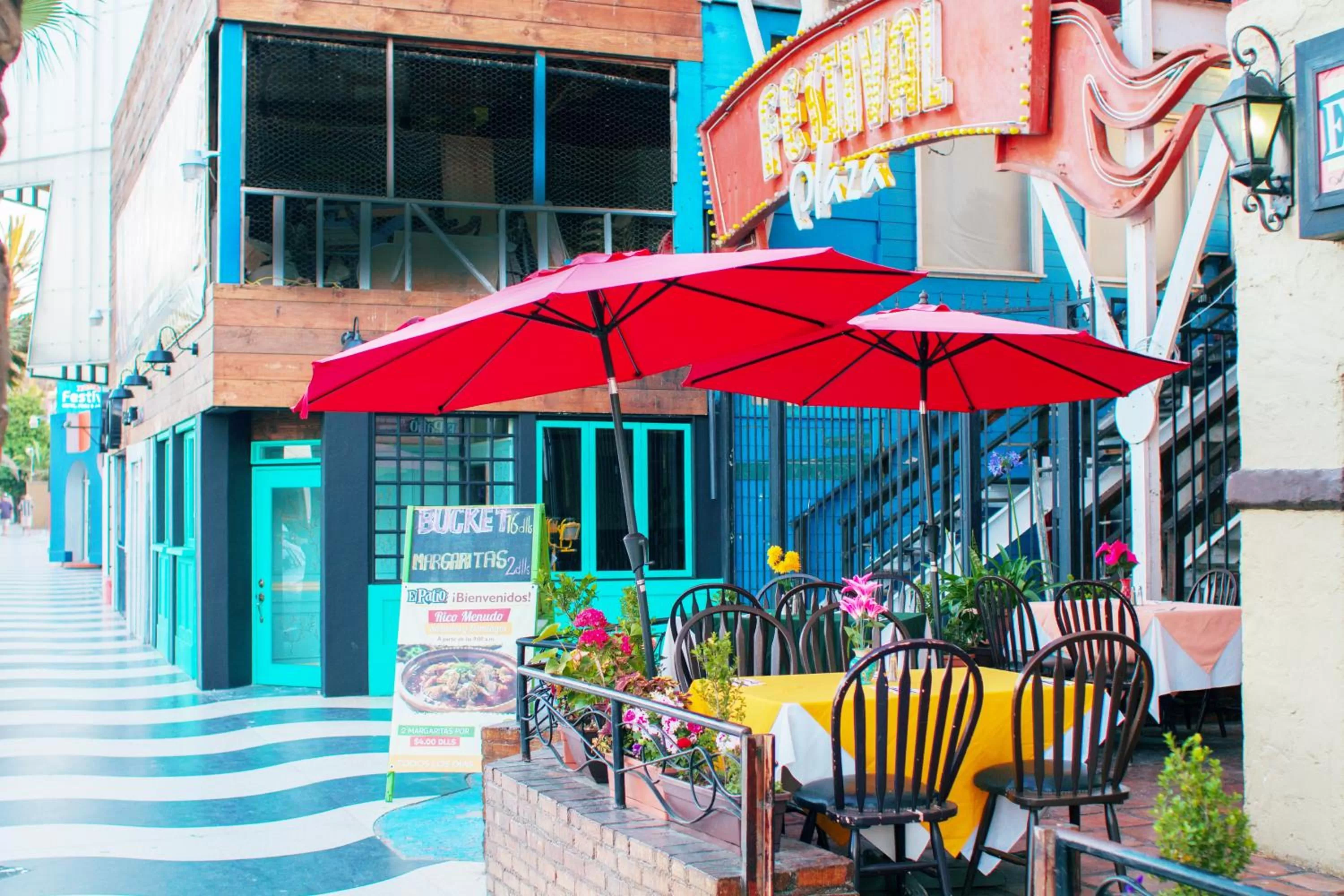 Dining area in Hotel Festival Plaza Playas Rosarito
