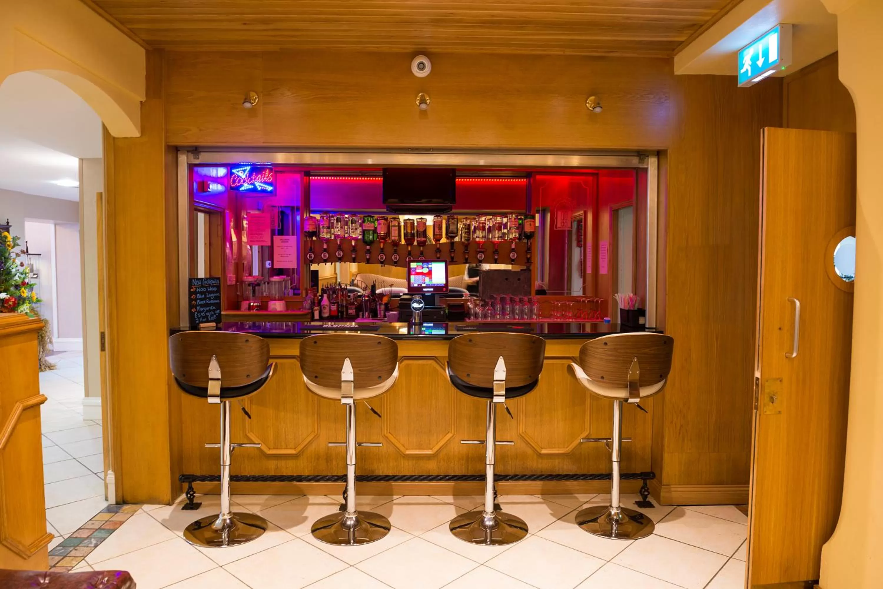 Lounge or bar in Kilmorey Arms Hotel