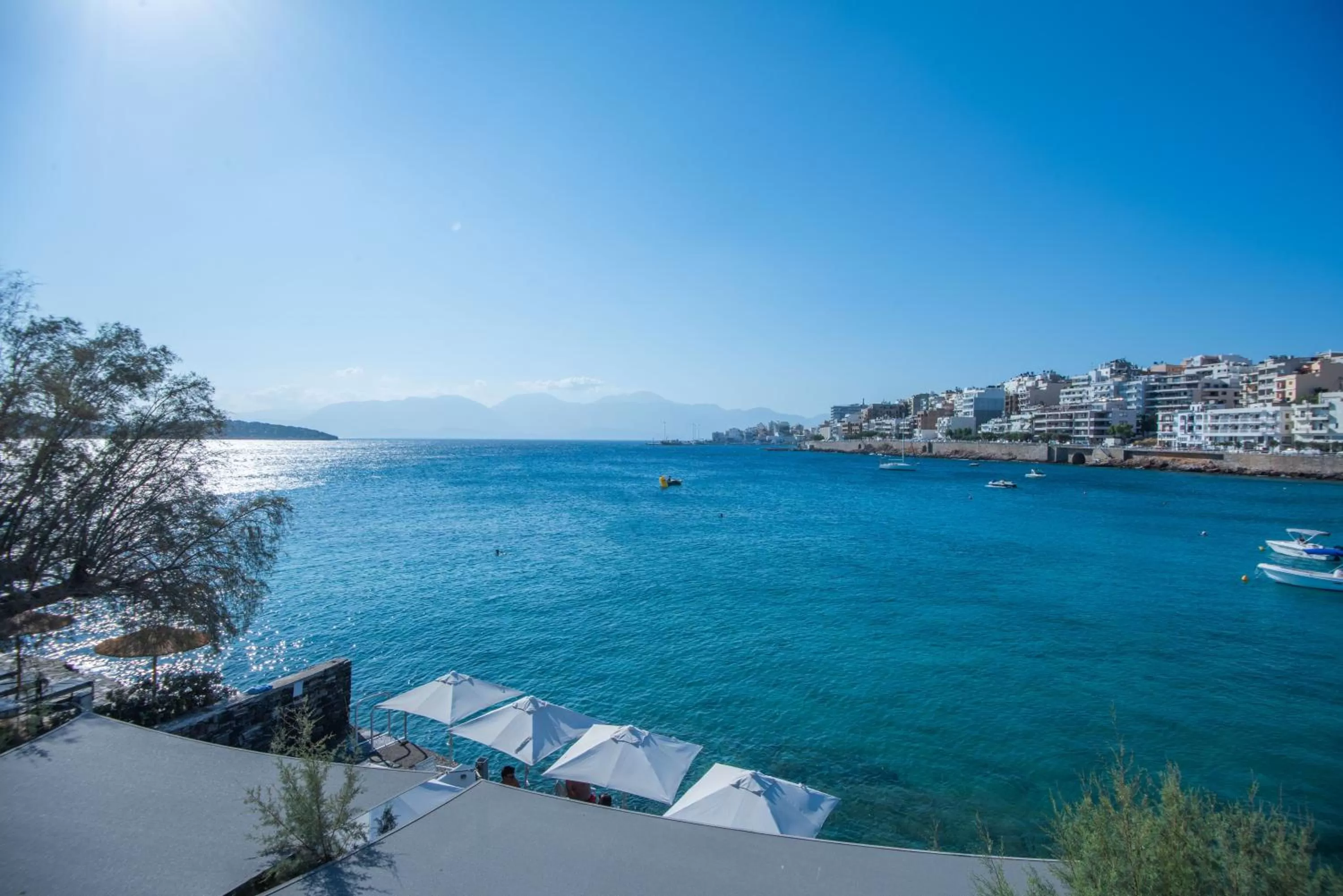 Sea view in Polydoros Appartments